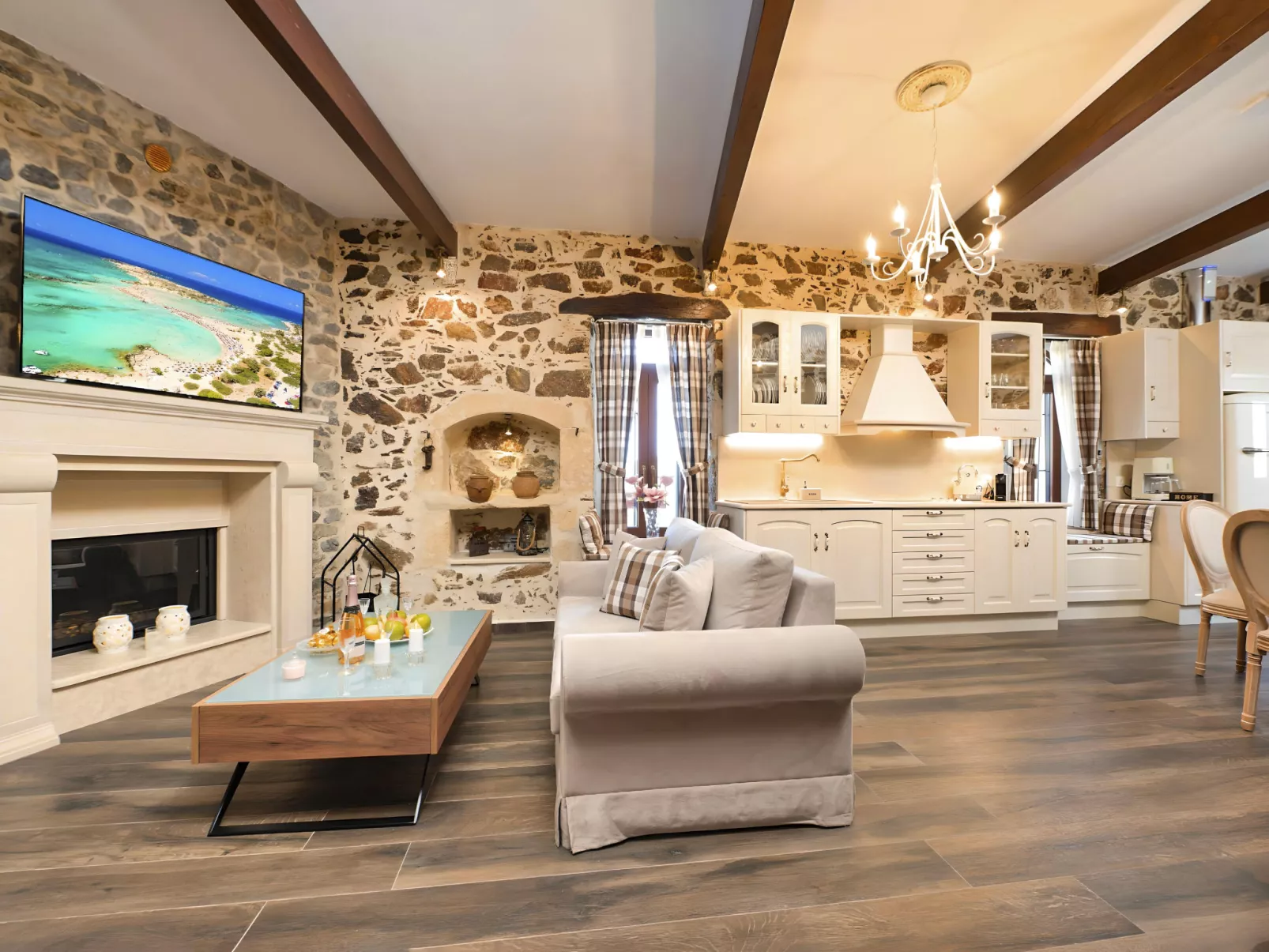 Petralis Luxus Villa Pool Whirlpool-Drinnen