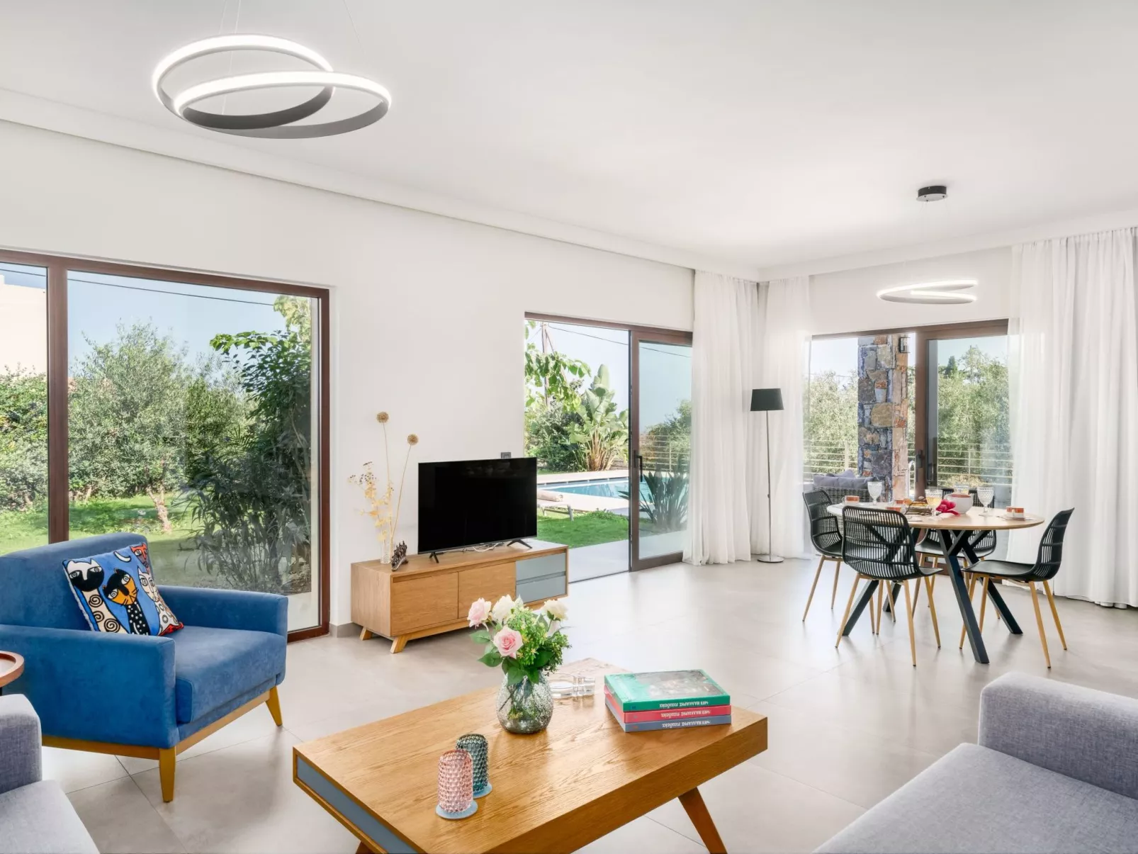 Villa Fos - Privater Pool, Eleganz und Meerblick-Dedans