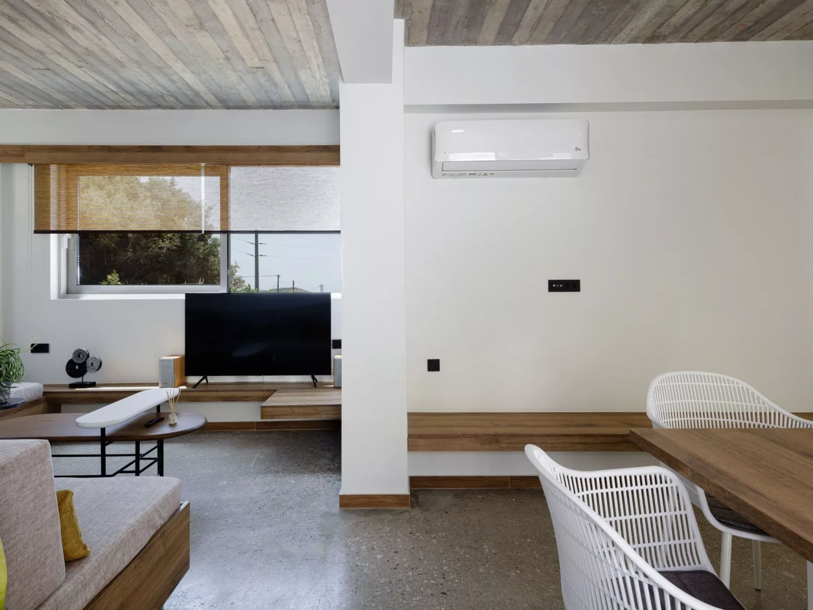 "Domus Aestas Myrtia"-Image-tags.info