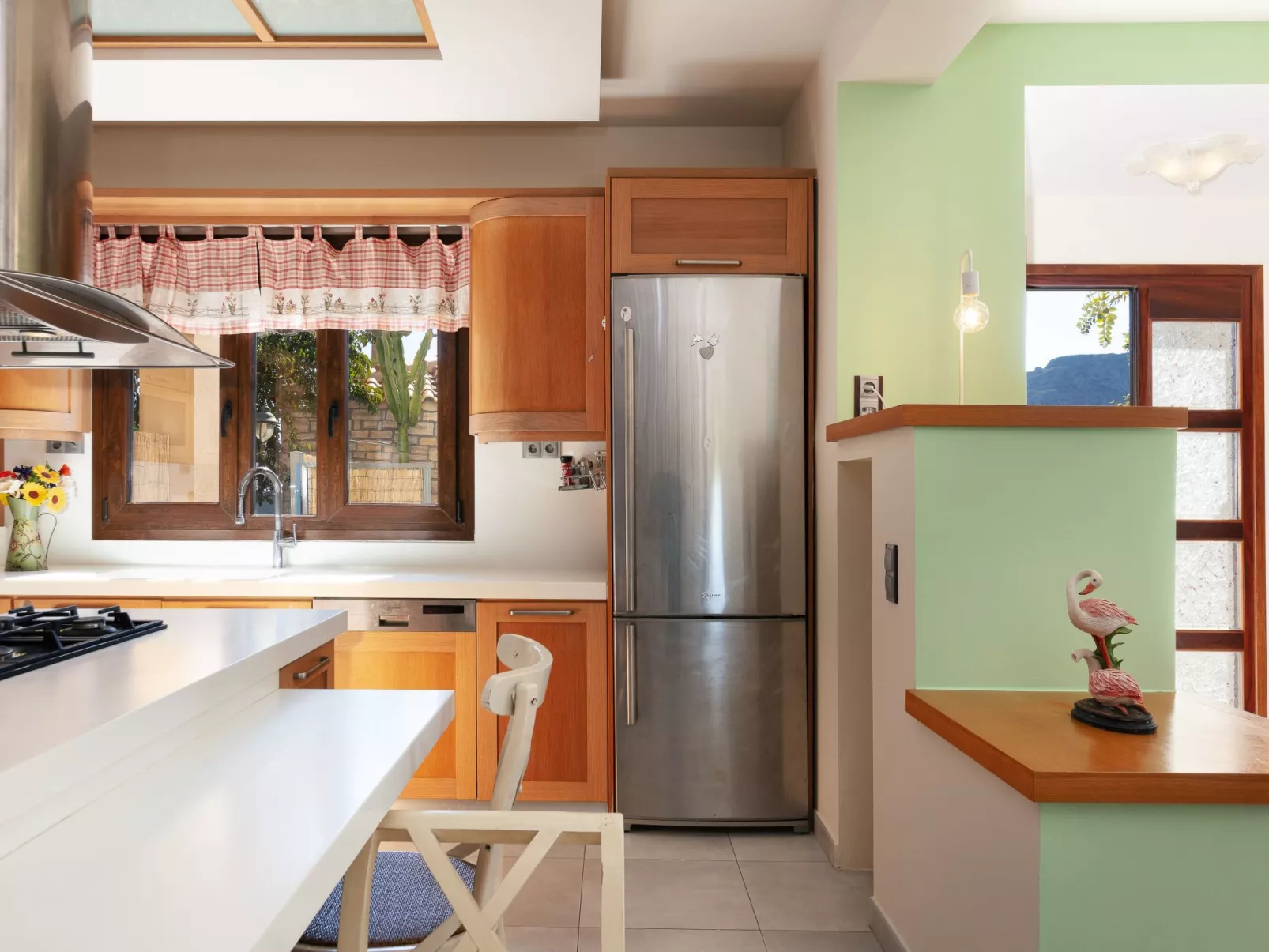 Villa, Privater Pool Gehweite zu Annehmlichkeiten-Inside