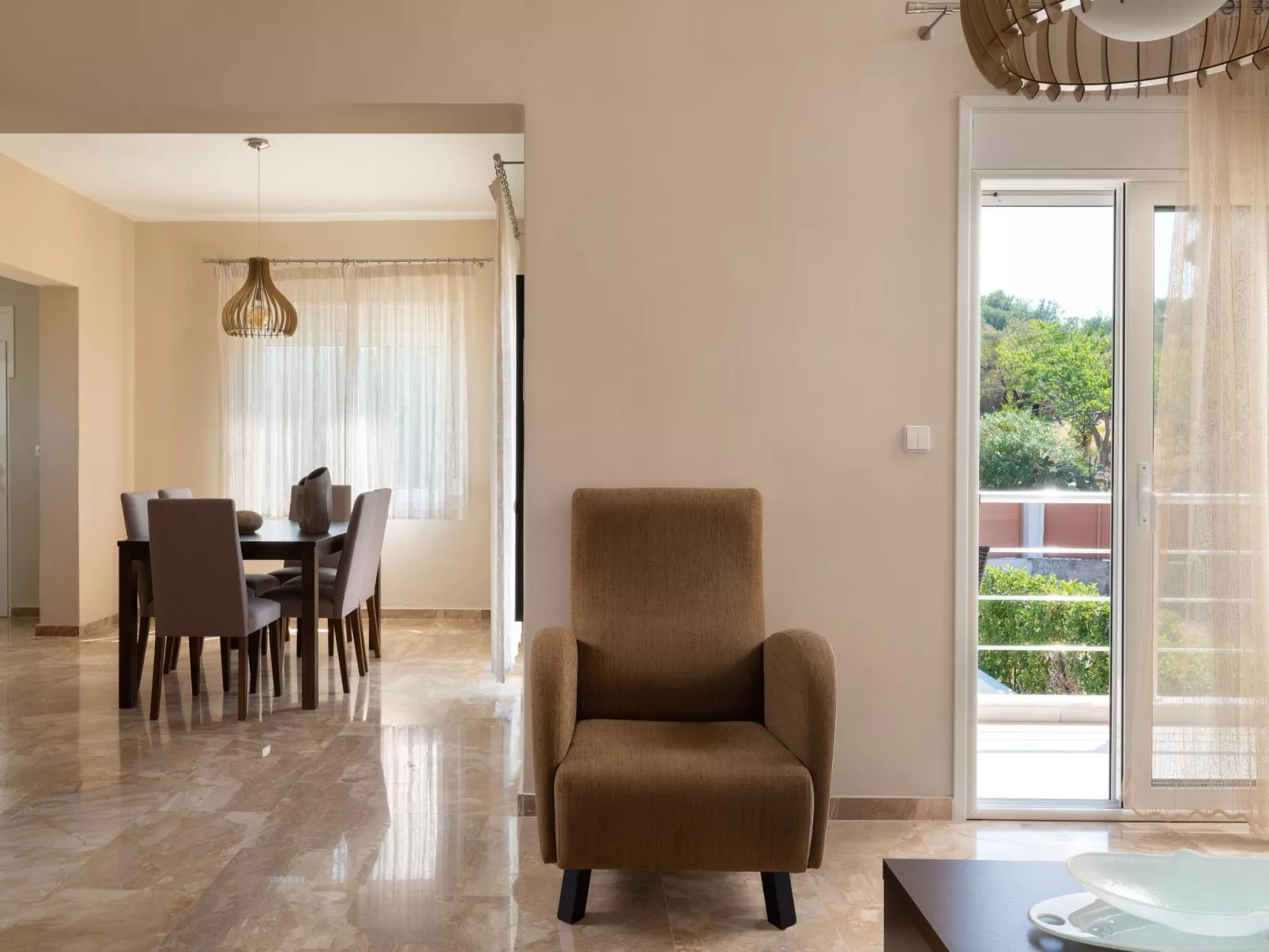 Michaels Paradies-Dedans