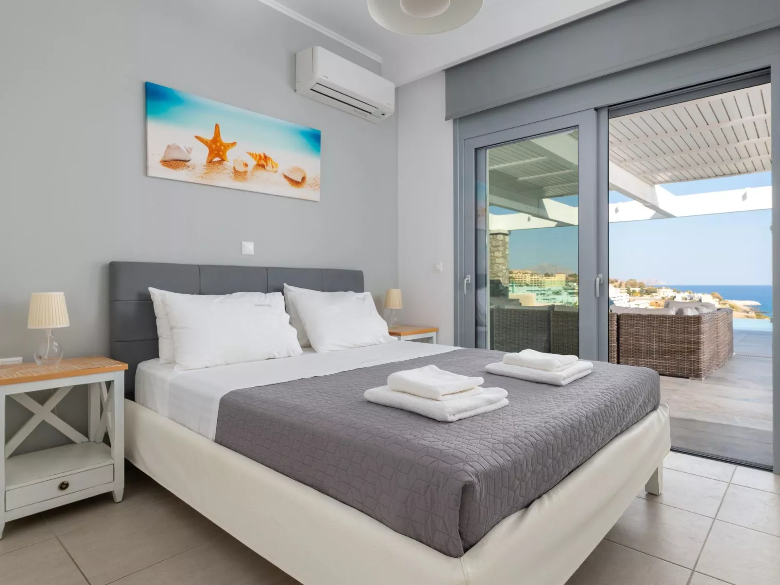 Moderne Luxusvilla-Dedans