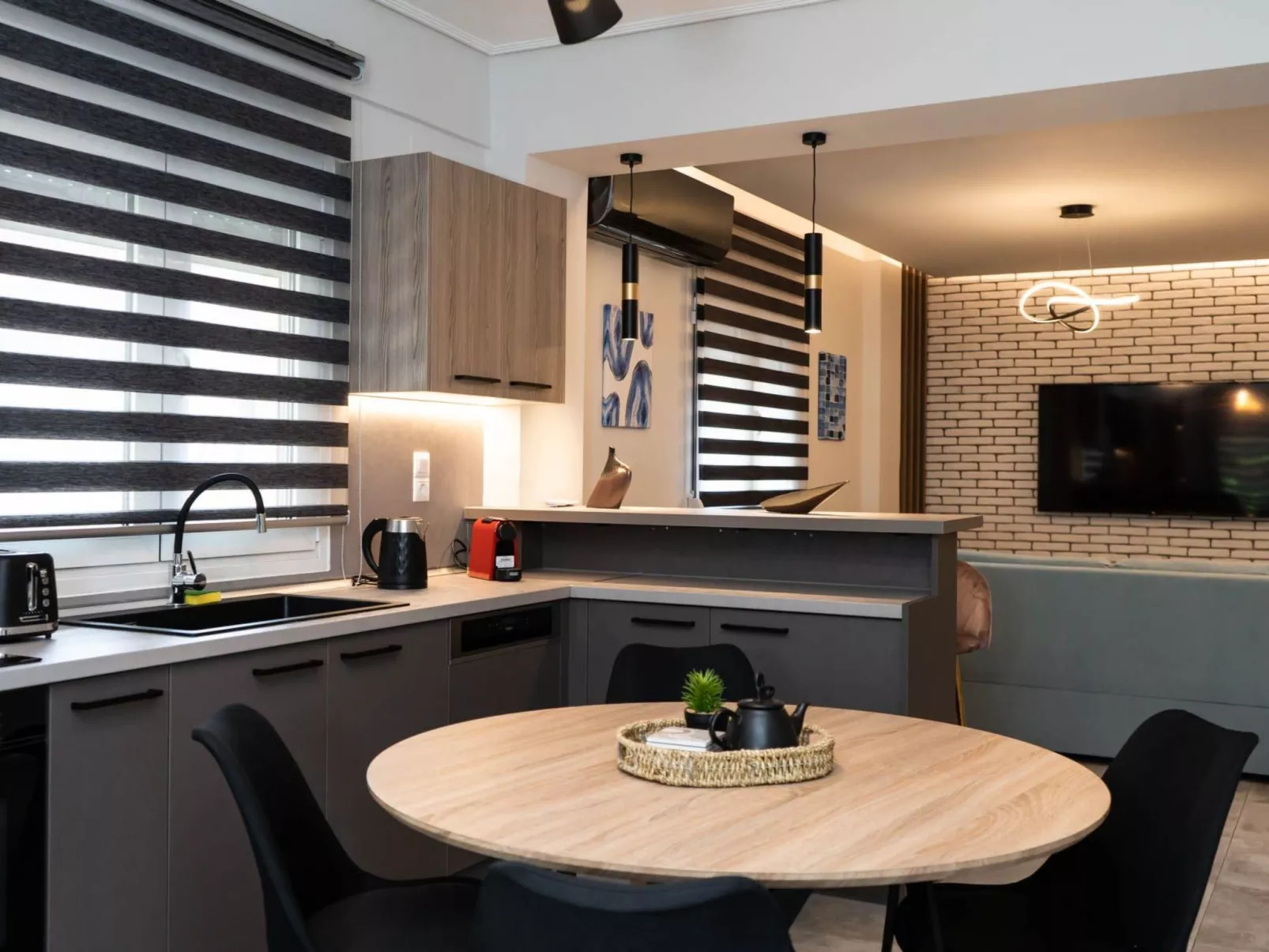 Mythos Meteora-Inside