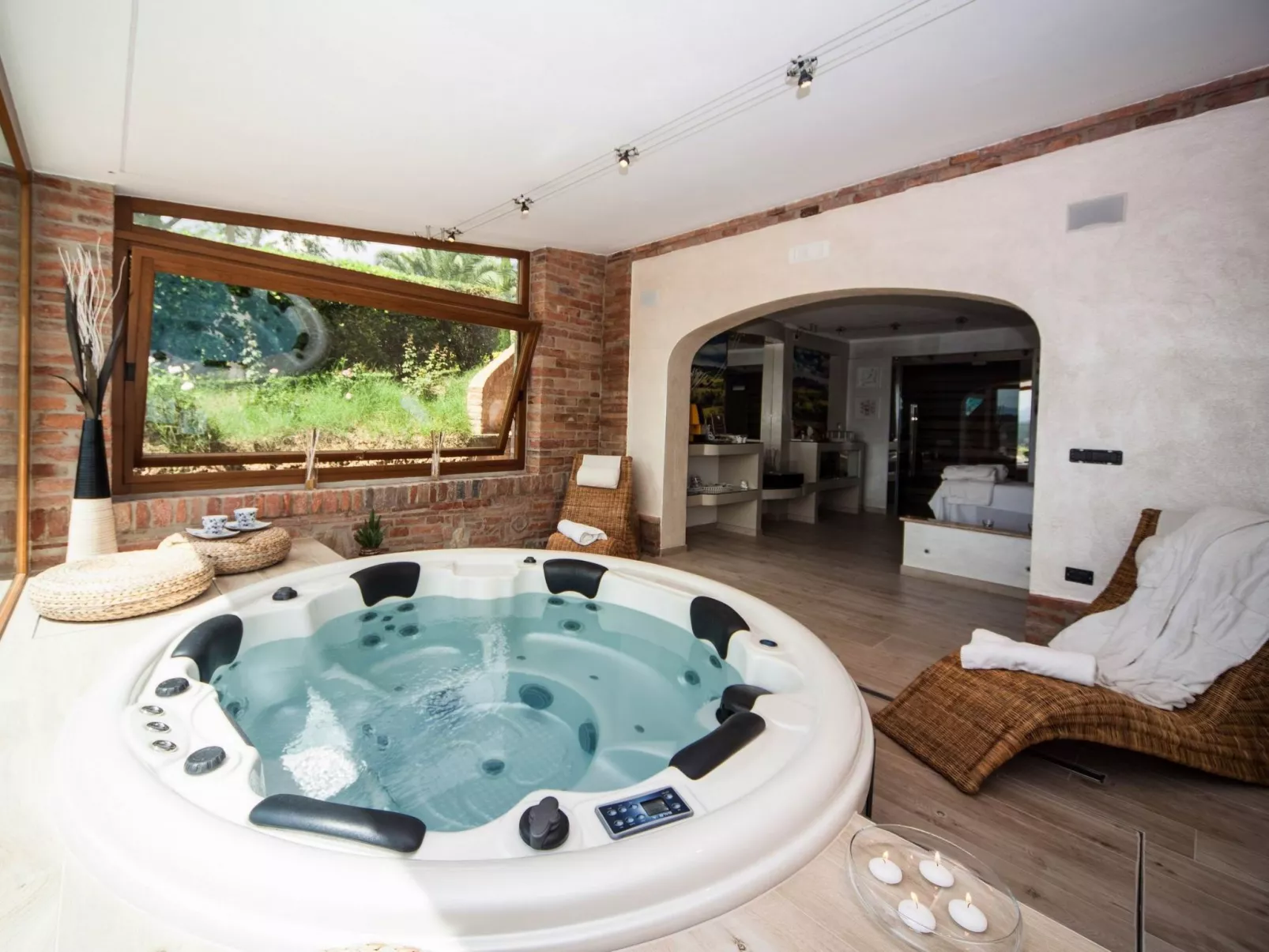 Sanguineto' Wohnung mit Schwimmbad-Drinnen