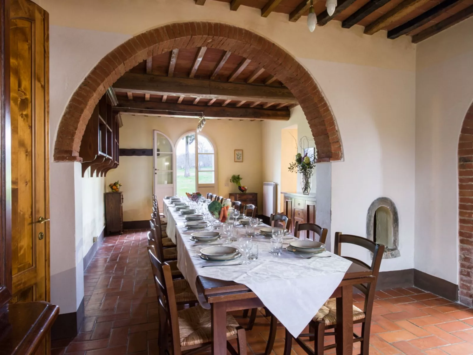 Ferienvilla 'Vignacce' mit eigenem Jacuzzi-Inside