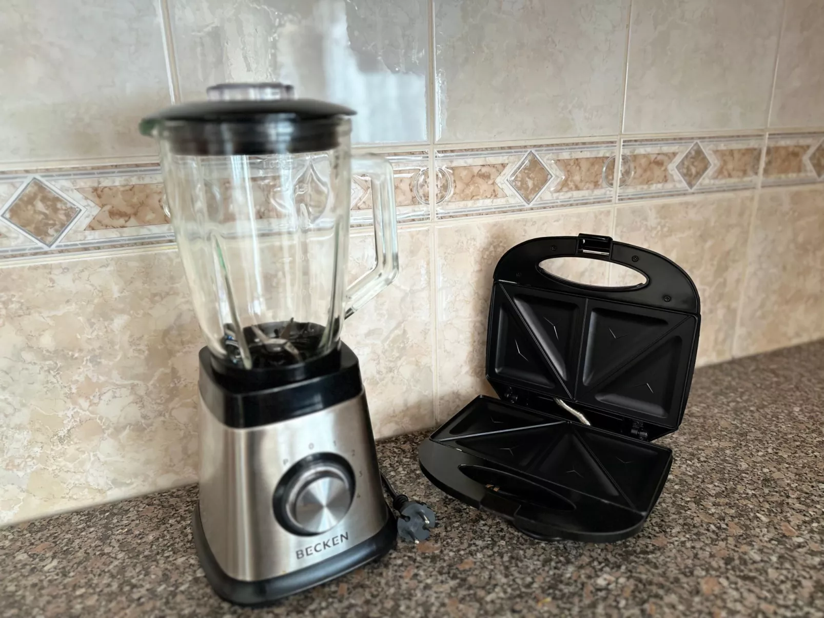 Anwesen mit eigenem Pool-Image-tags.info