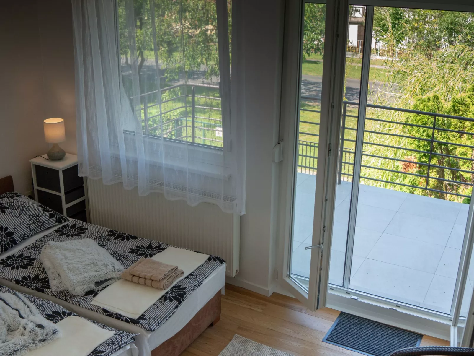 Doppelhaushälfte für sechs Personen mit Garten-Inside