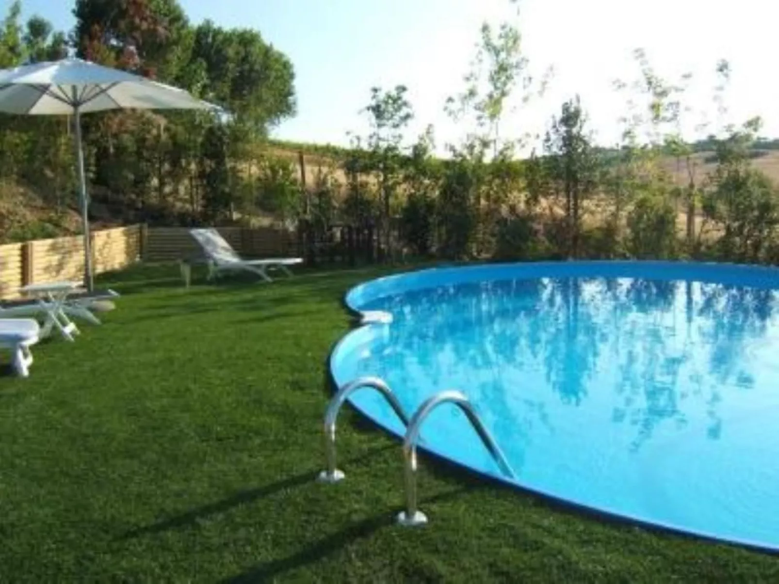 Haus in Ostra mit privatem Pool-Outside