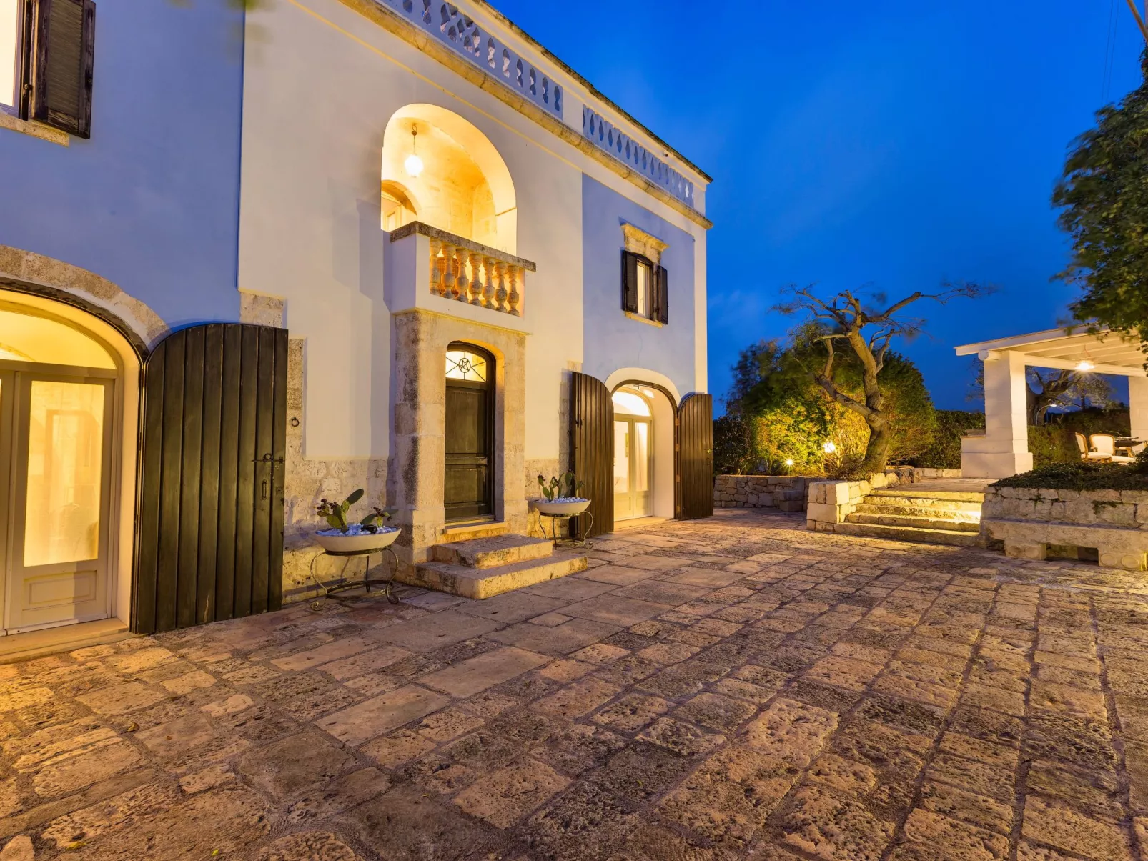 Antike Villa mit privatem Pool, Spa und türkischem Bad-Outside