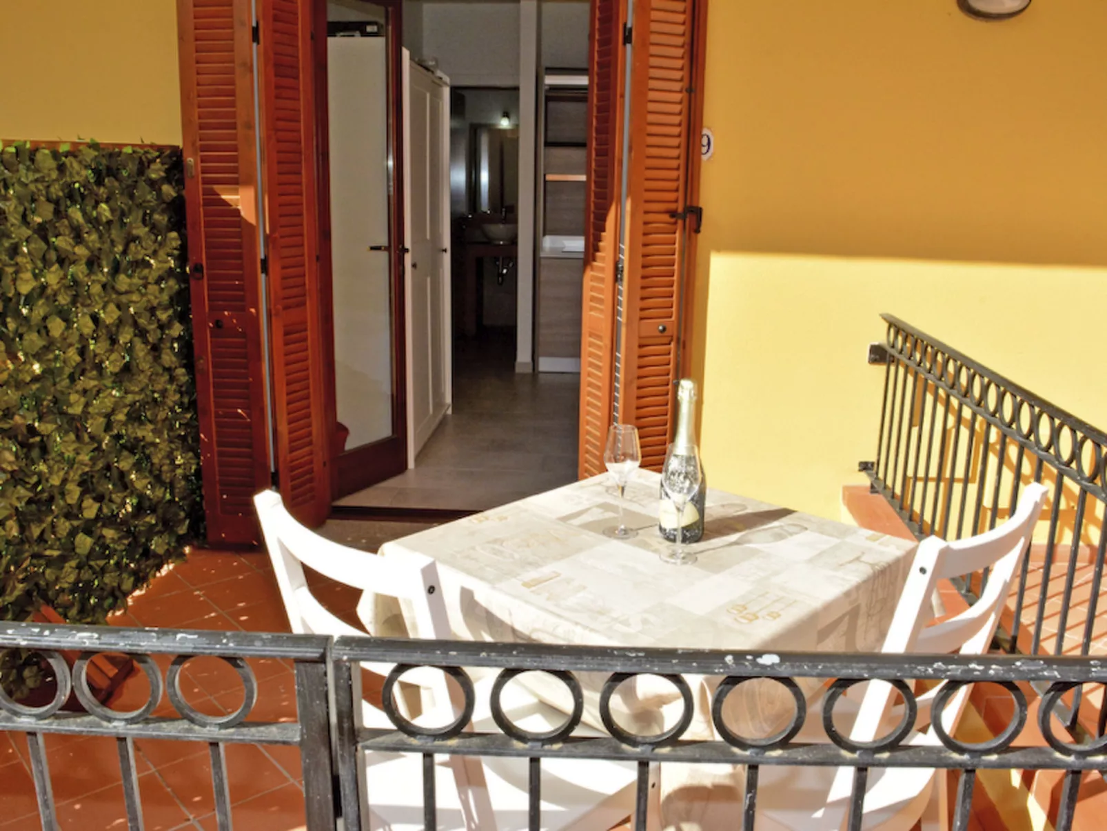 Fabelhaft studio in Santa Teresa Gallura-Image-tags.info