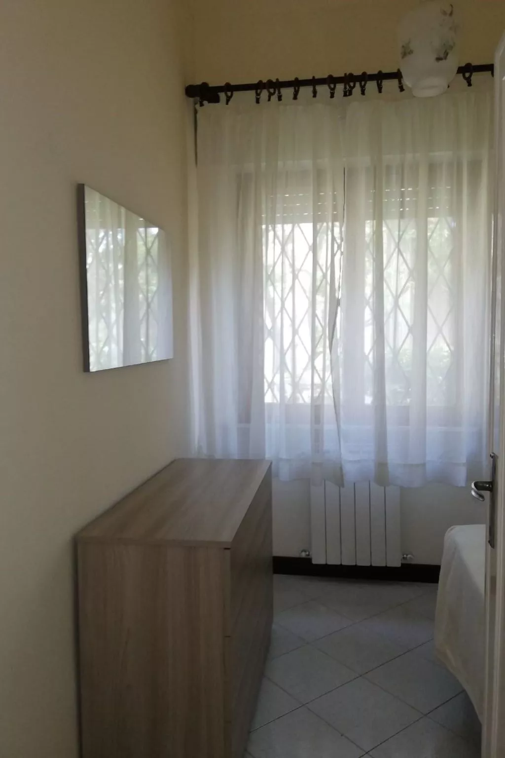 Ferienvilla mit Garten, Grill und Terrasse-Drinnen