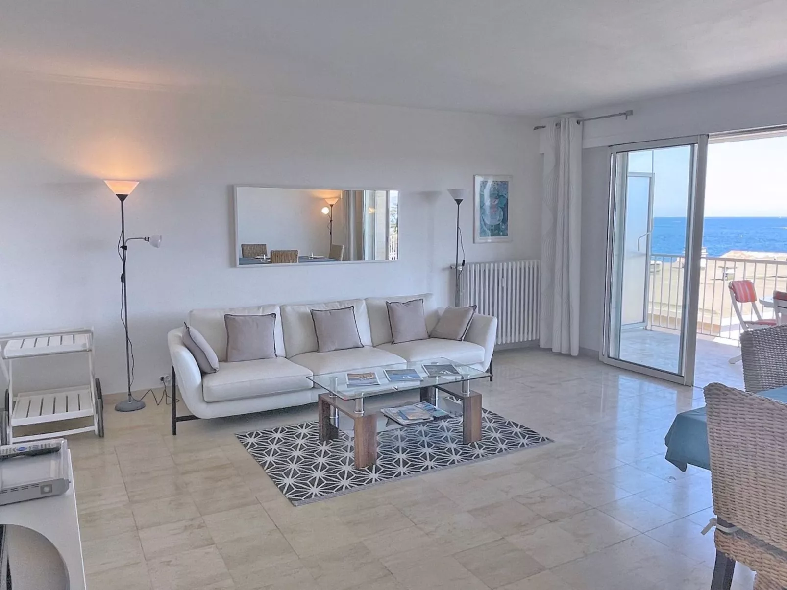 Appt T3 - 4 pers - Vue Mer - Climatisation-Drinnen