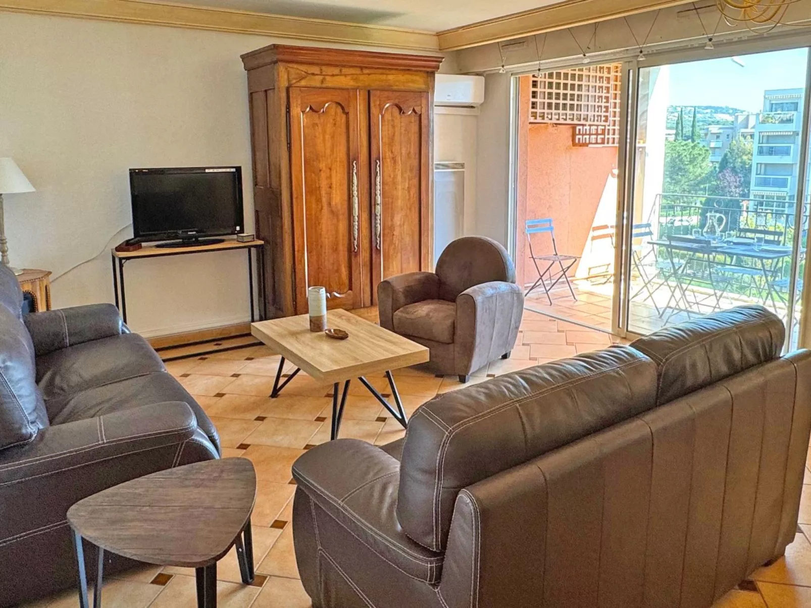 Wohnung T3 - 6 pers - Residenz Swimmingpool - Klimaanlage-Drinnen