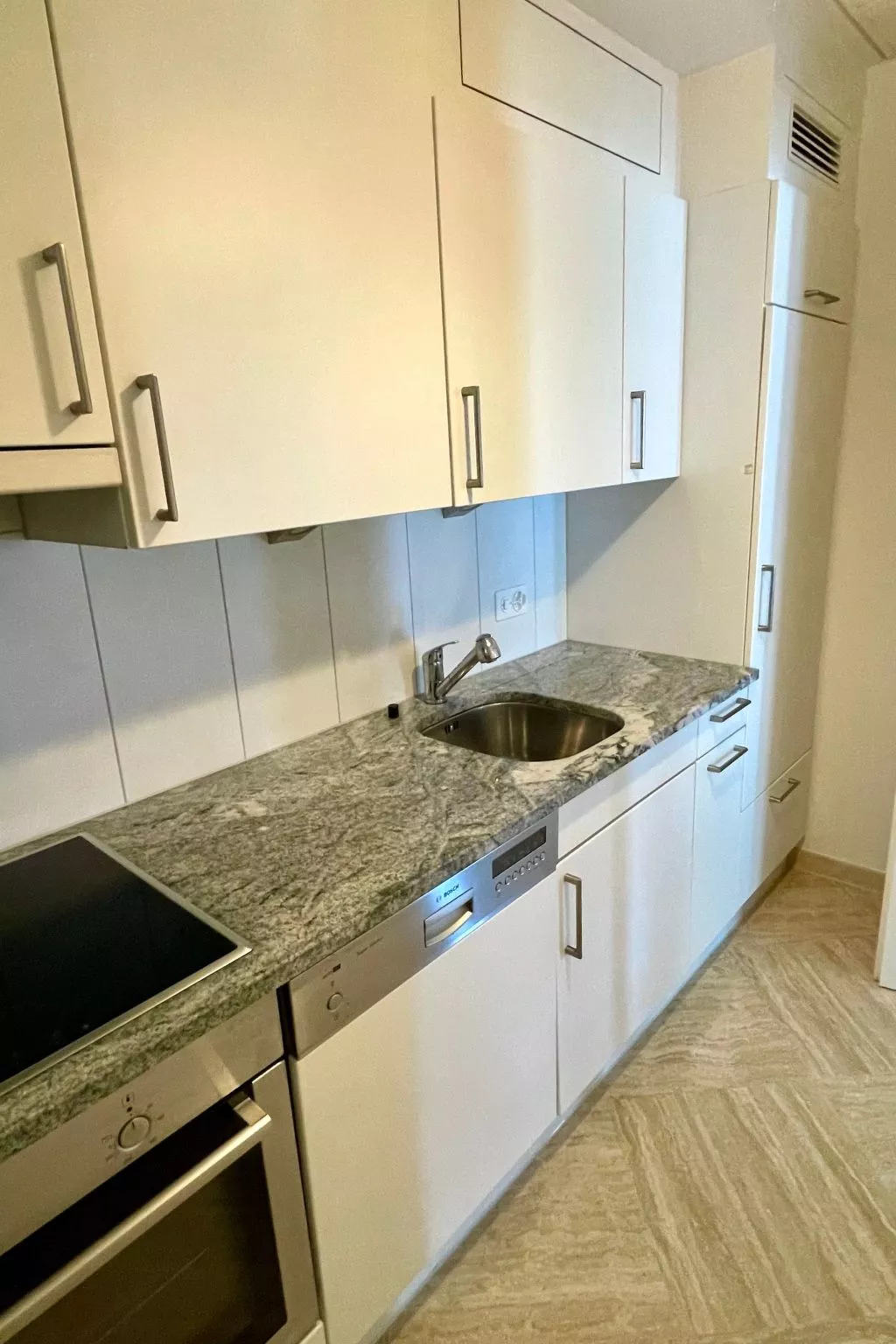 Villa Zurigo-Image-tags.info