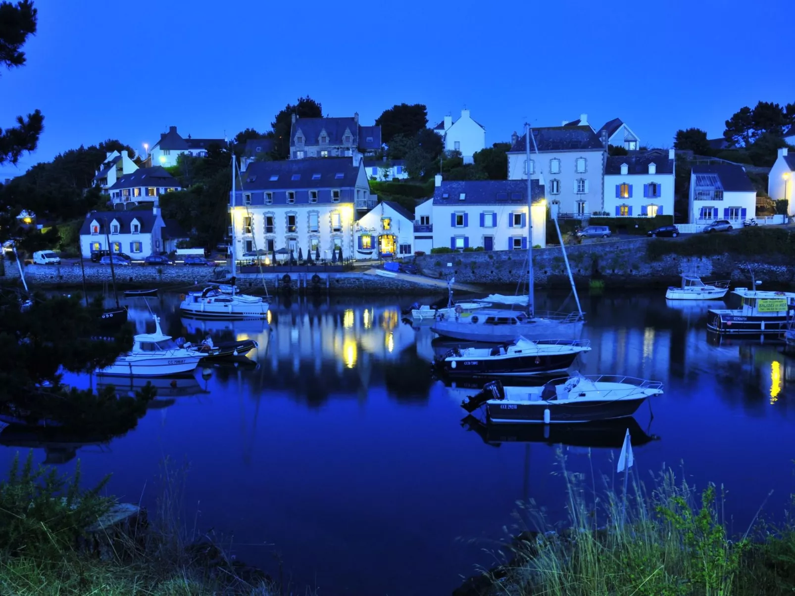 Domäne mit eigenem Garten und Grill-Dehors