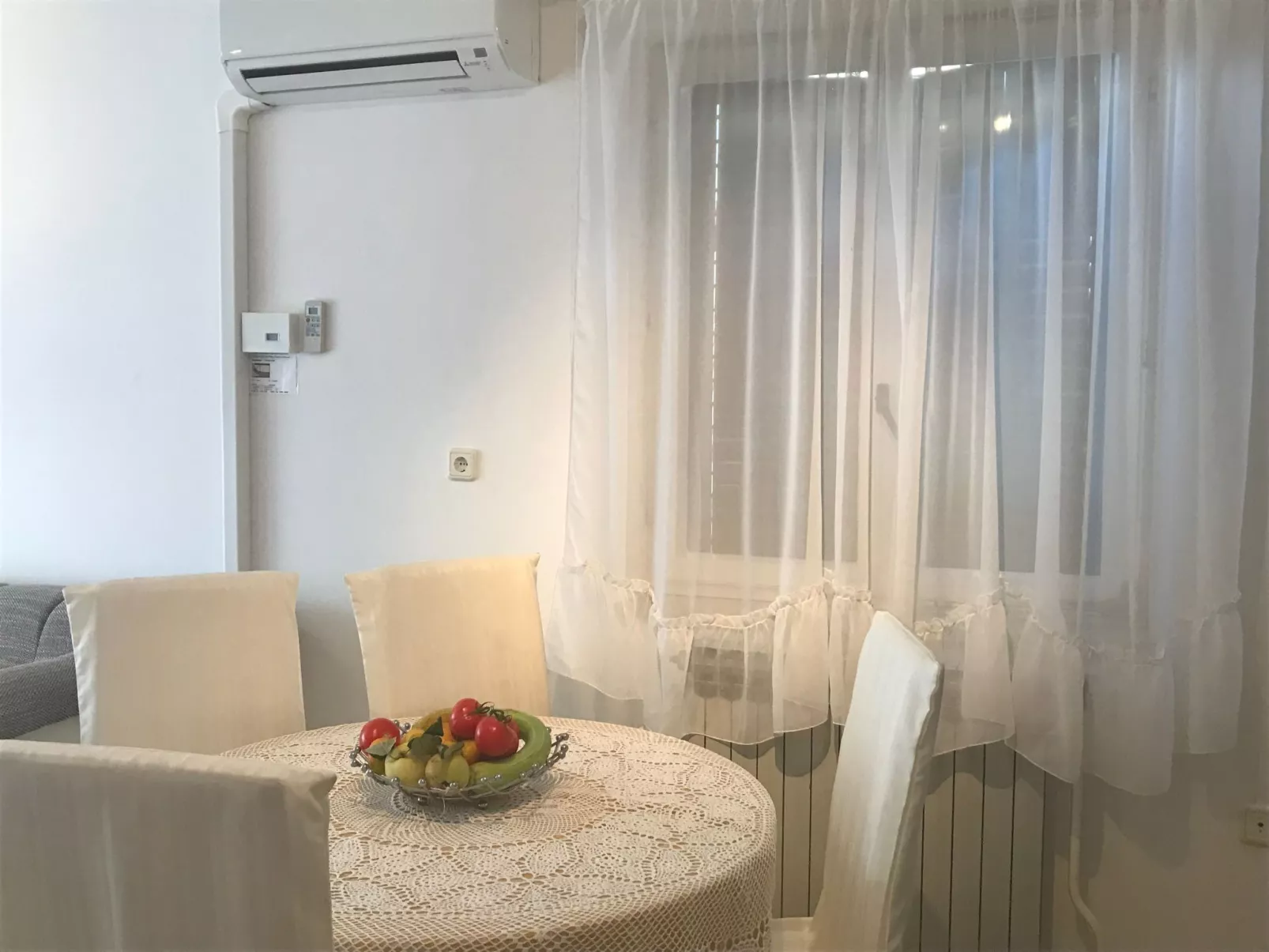 Mit Wasserblick-Dedans