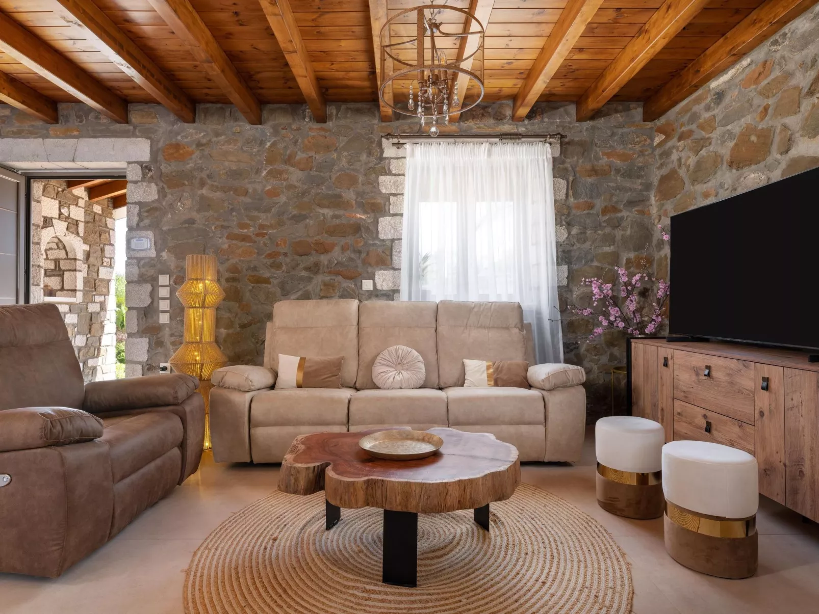 Für 6 Personen ca. 130 m-Outside