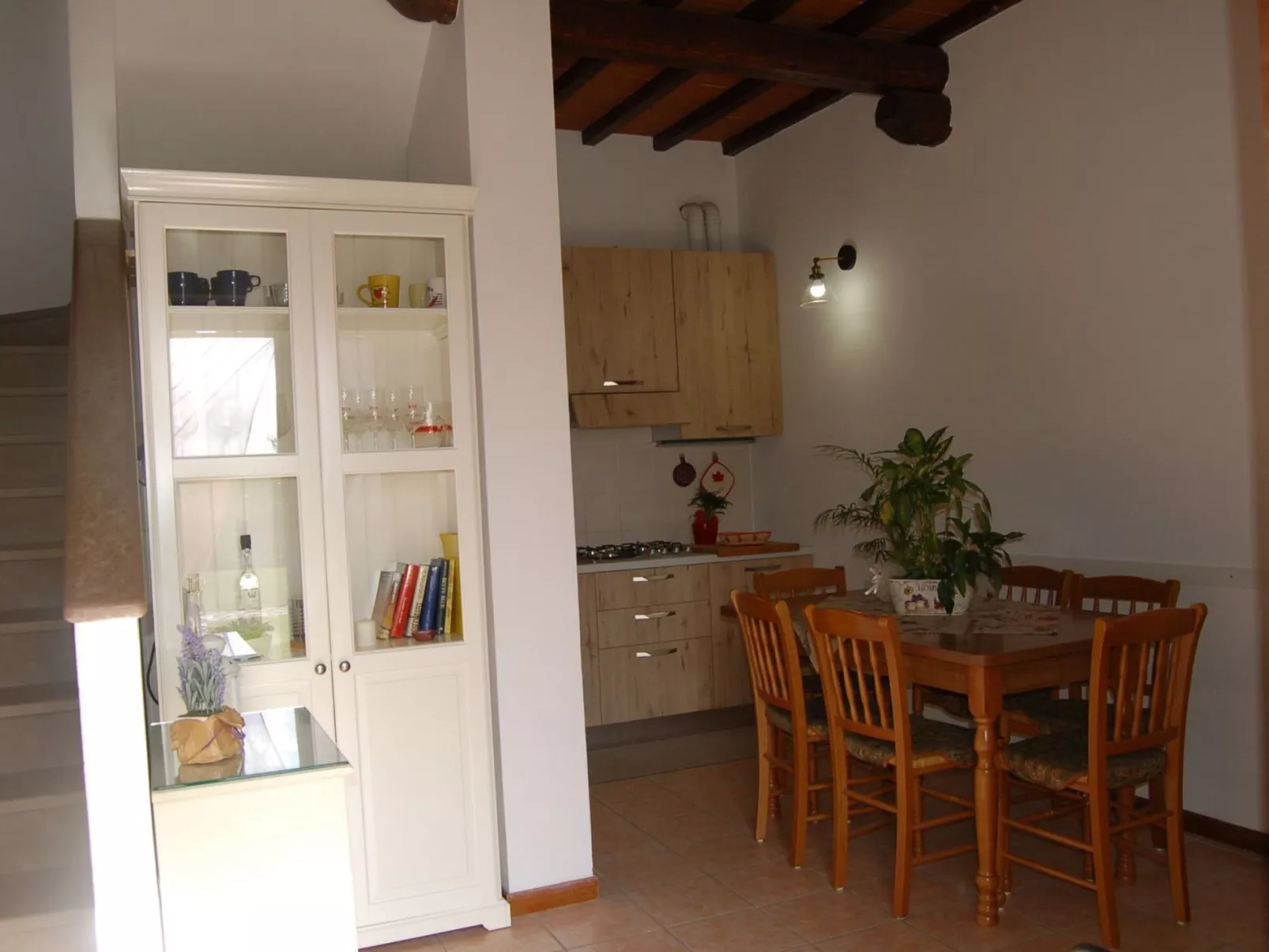 Schönes Ferienhaus in Volterra mit Großem Garten-Drinnen