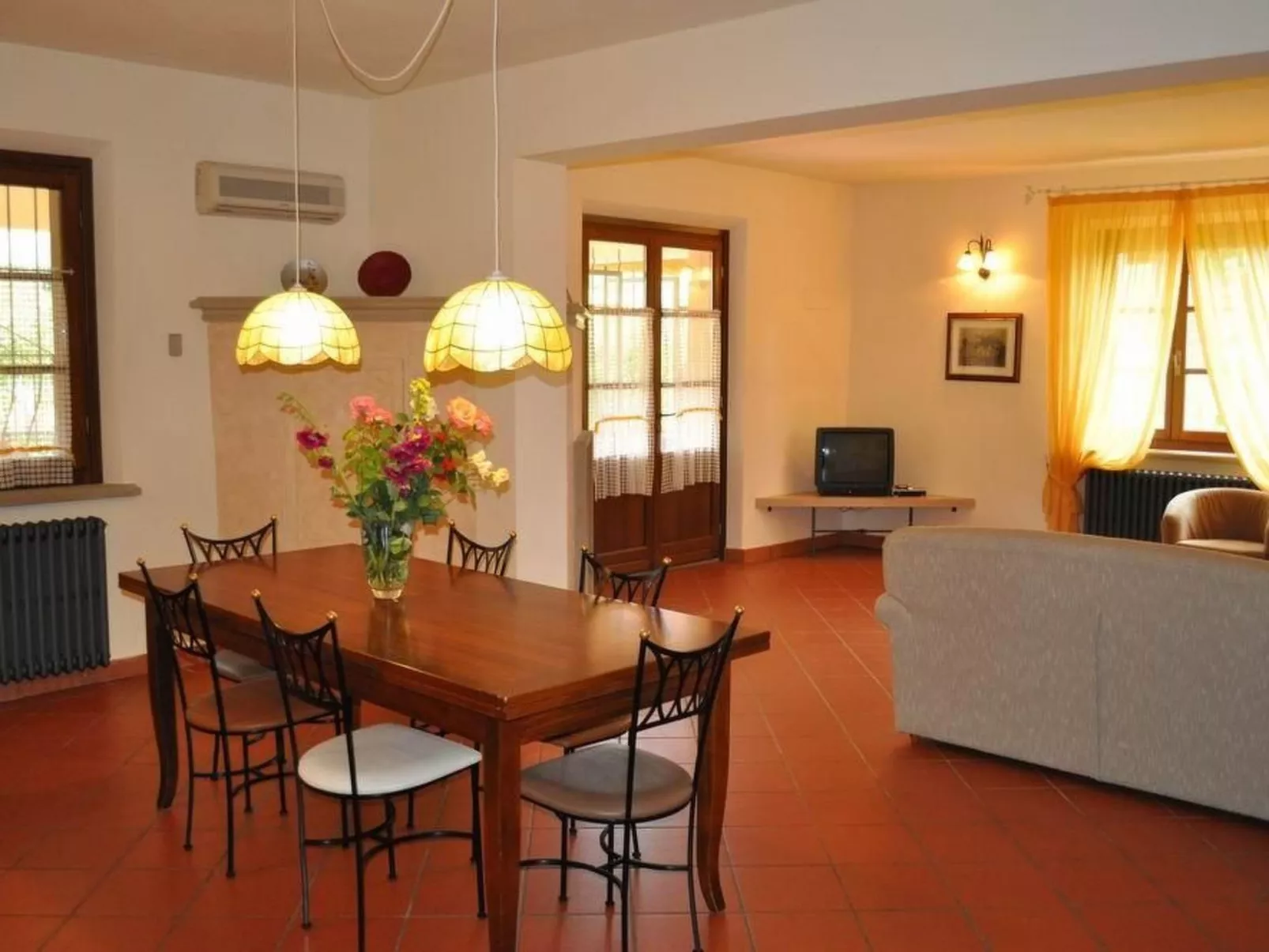 Flach "Madonnino quercia-Inside