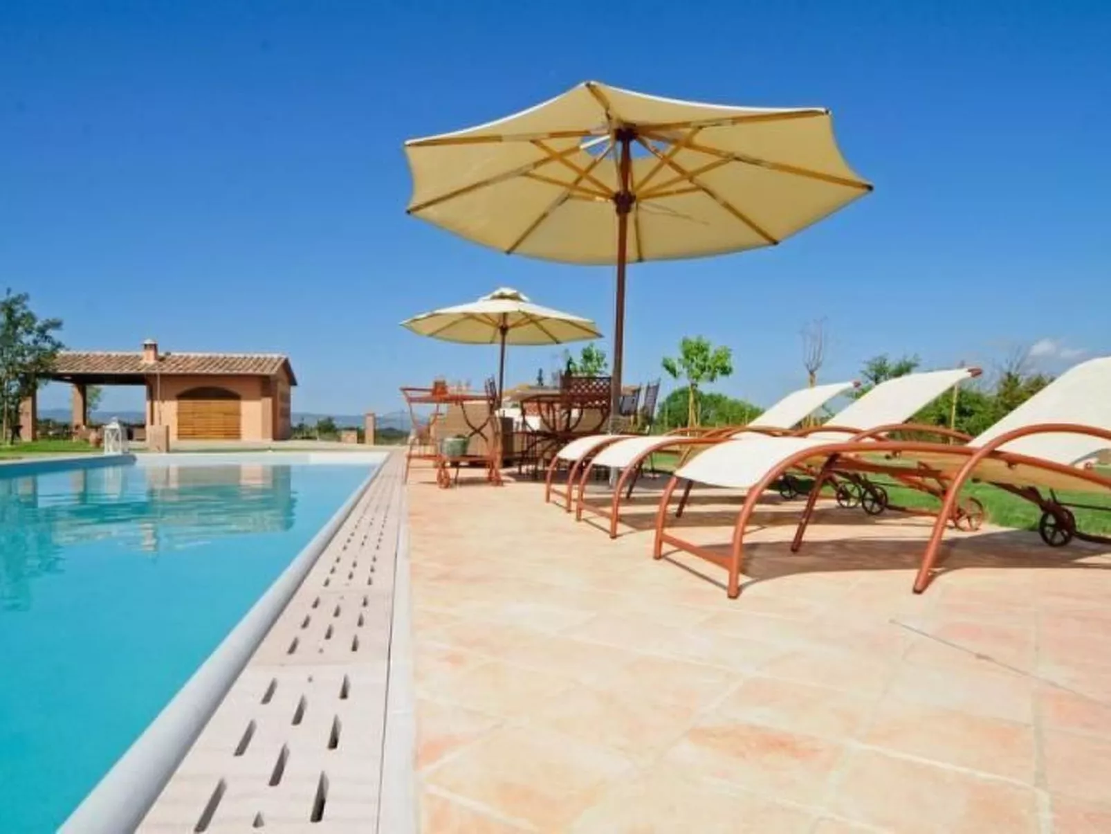 Villa Lestra Montelopio-Outside