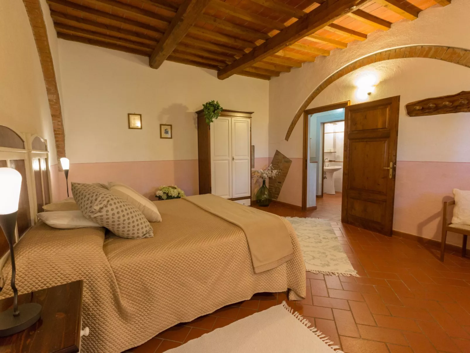 "Ciclamino Canale-Dedans