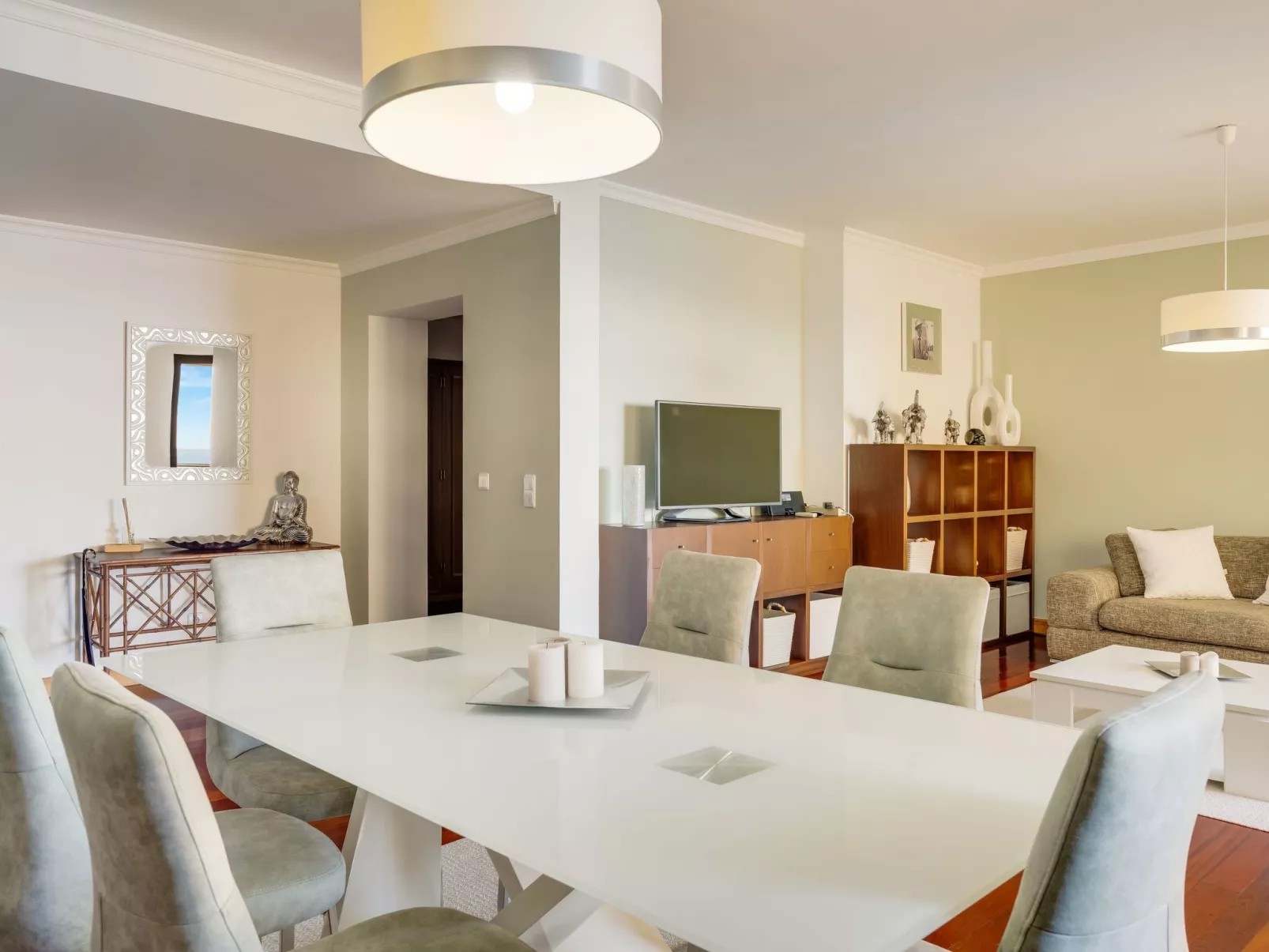 Ivis Home von HR Madeira-Drinnen