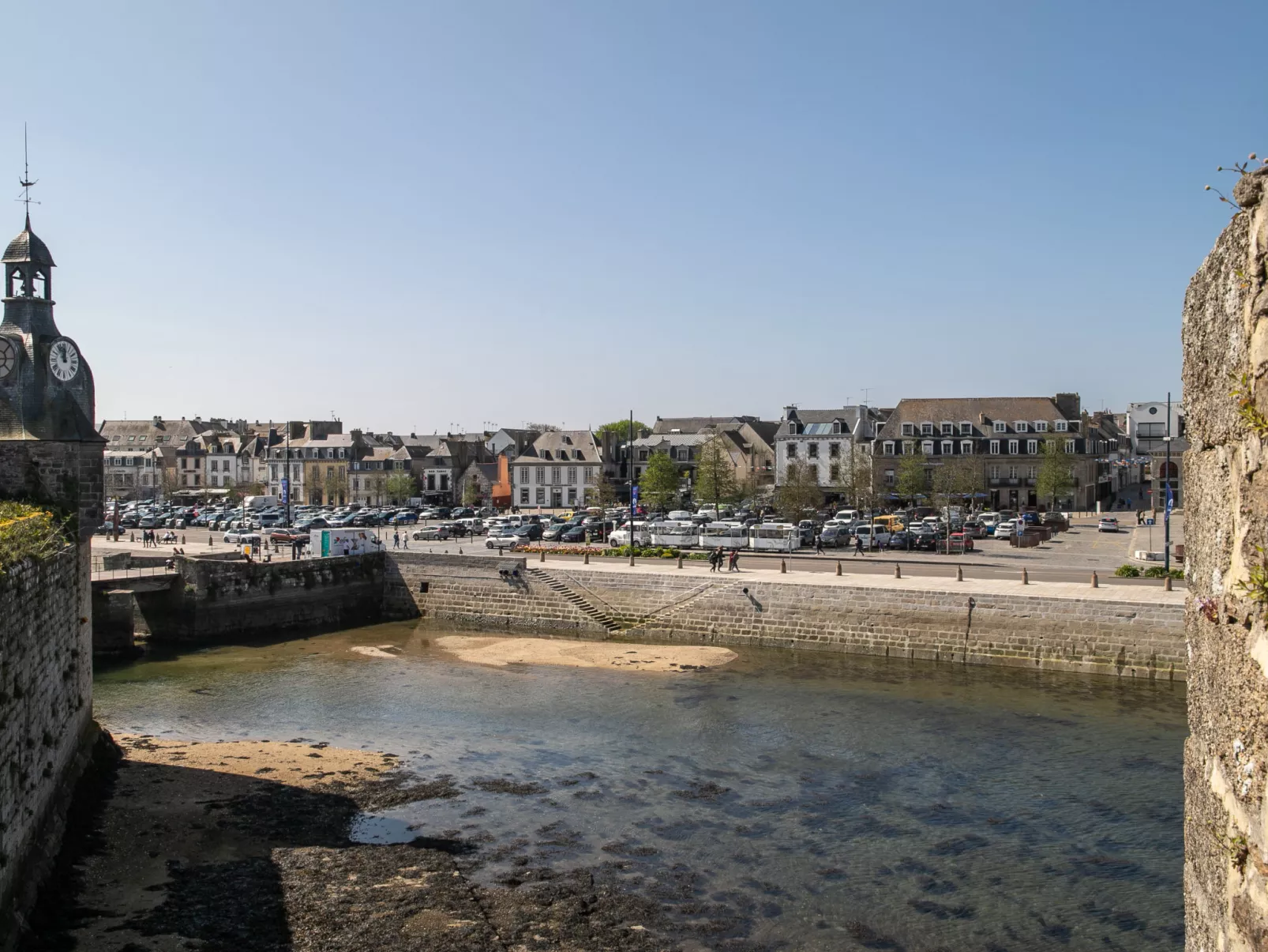 Villa mit großem Grundstück direkt am Mer-Umgebung