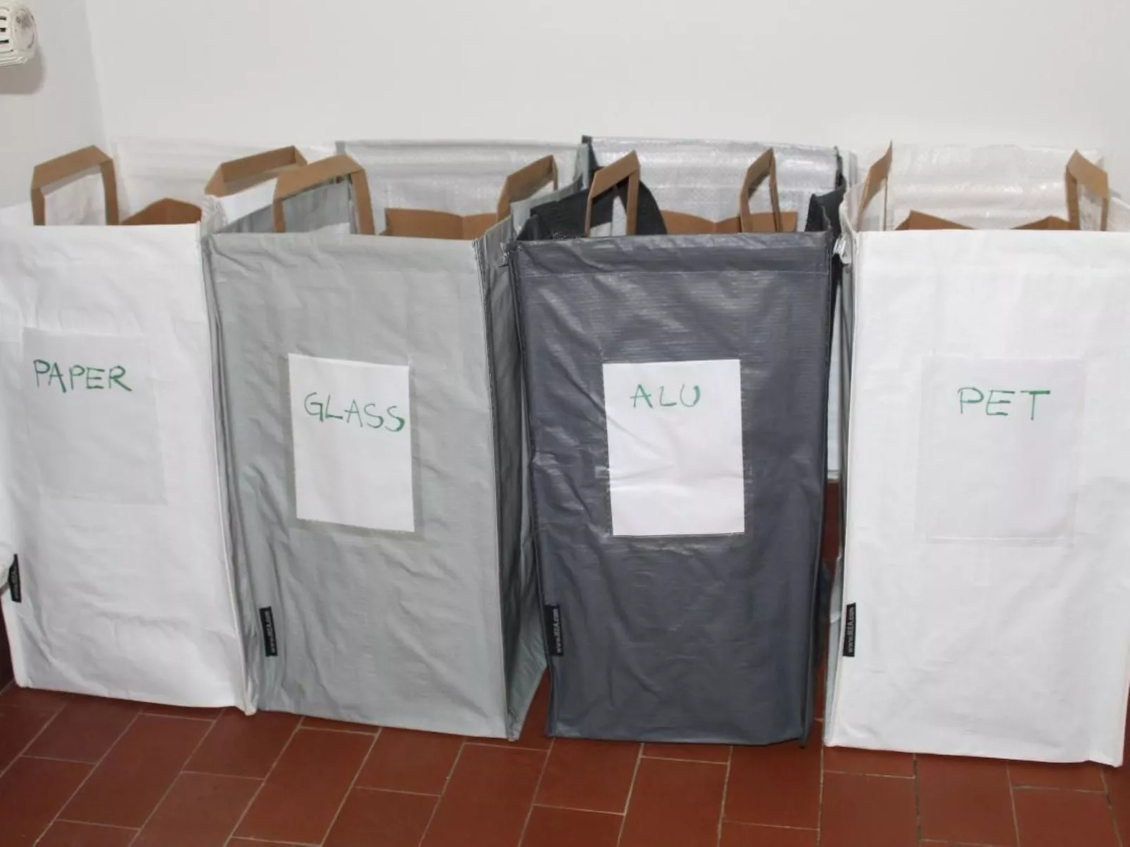 Wohnung mit blühender Terrasse, seenah-Image-tags.info