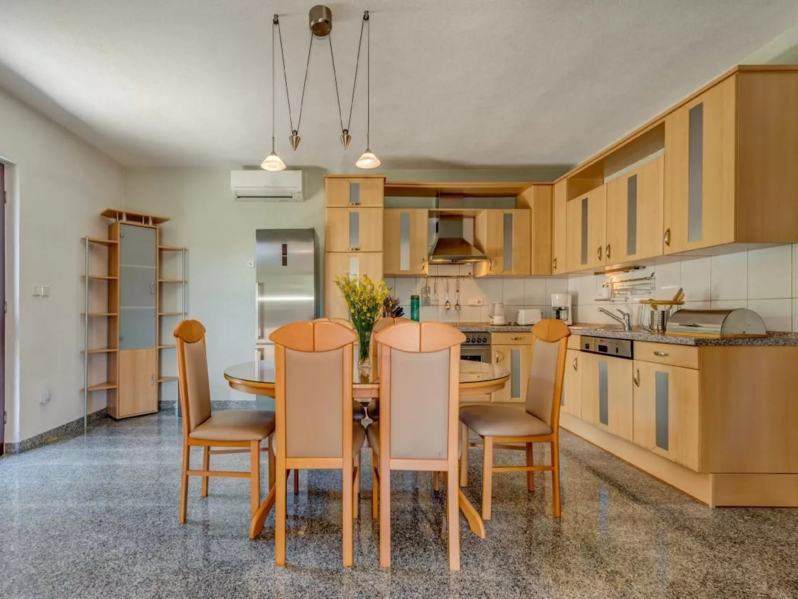 Sinaja-Image-tags.info