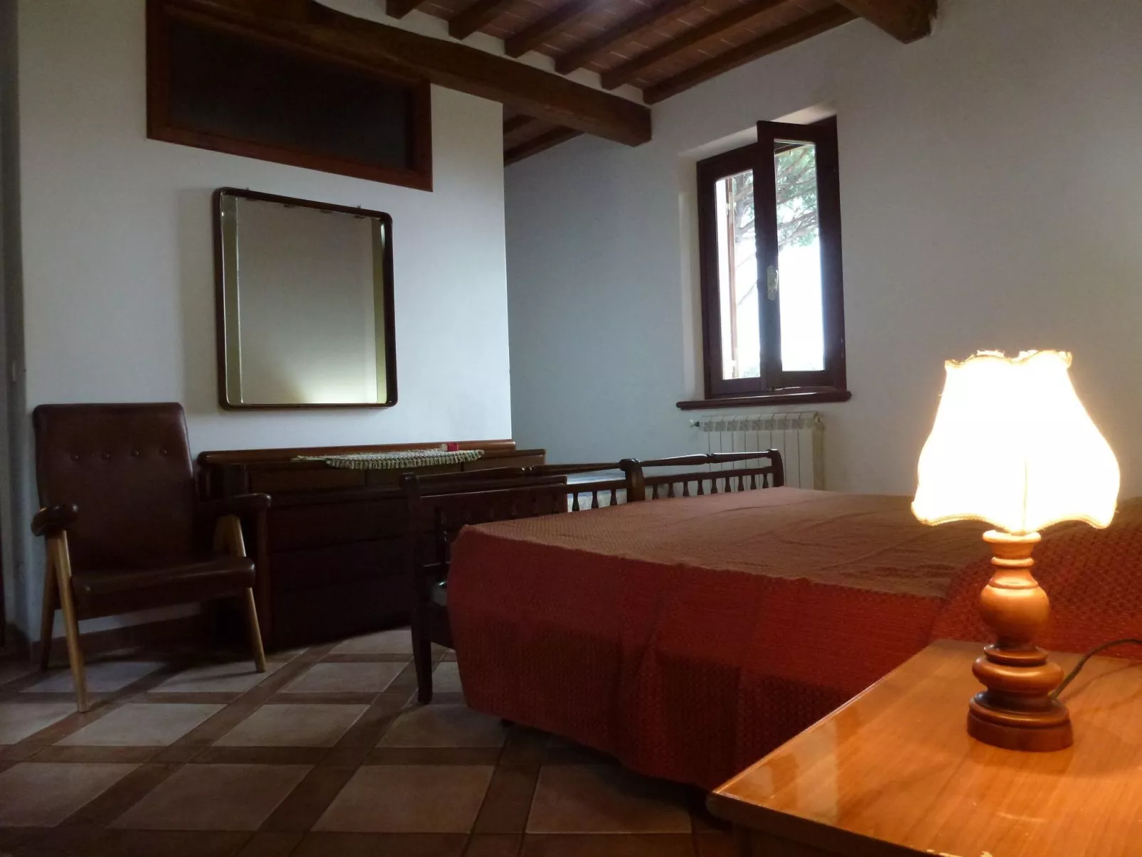 Rustico mit schönem Garten.-Inside