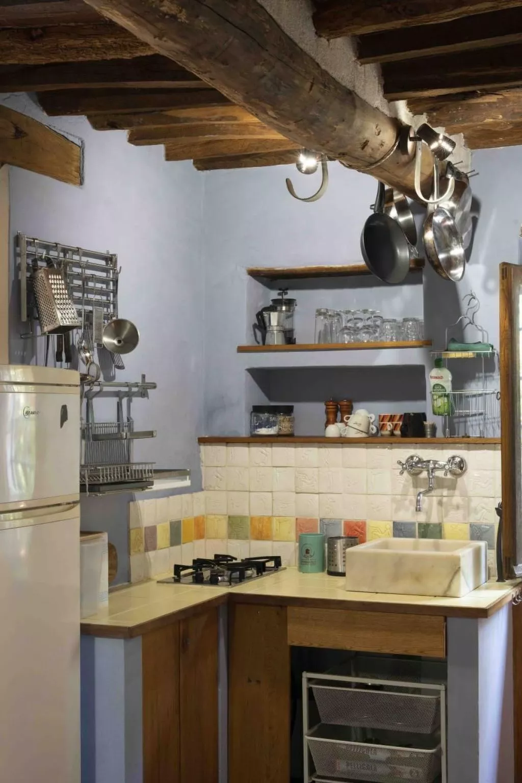 Artist's hill-Drinnen