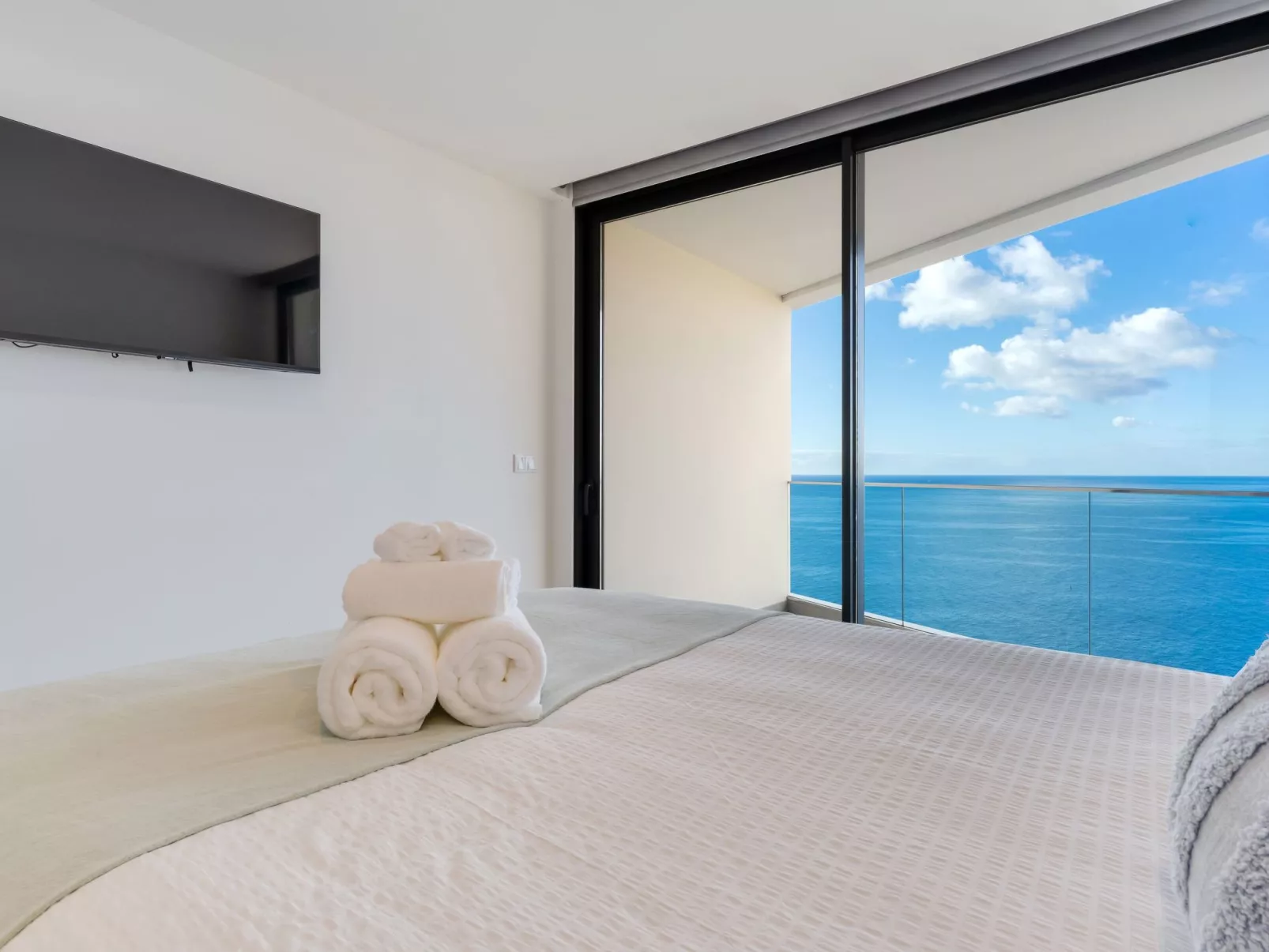 Atlantic Heights bei Holiday Rental Madeira-Dedans