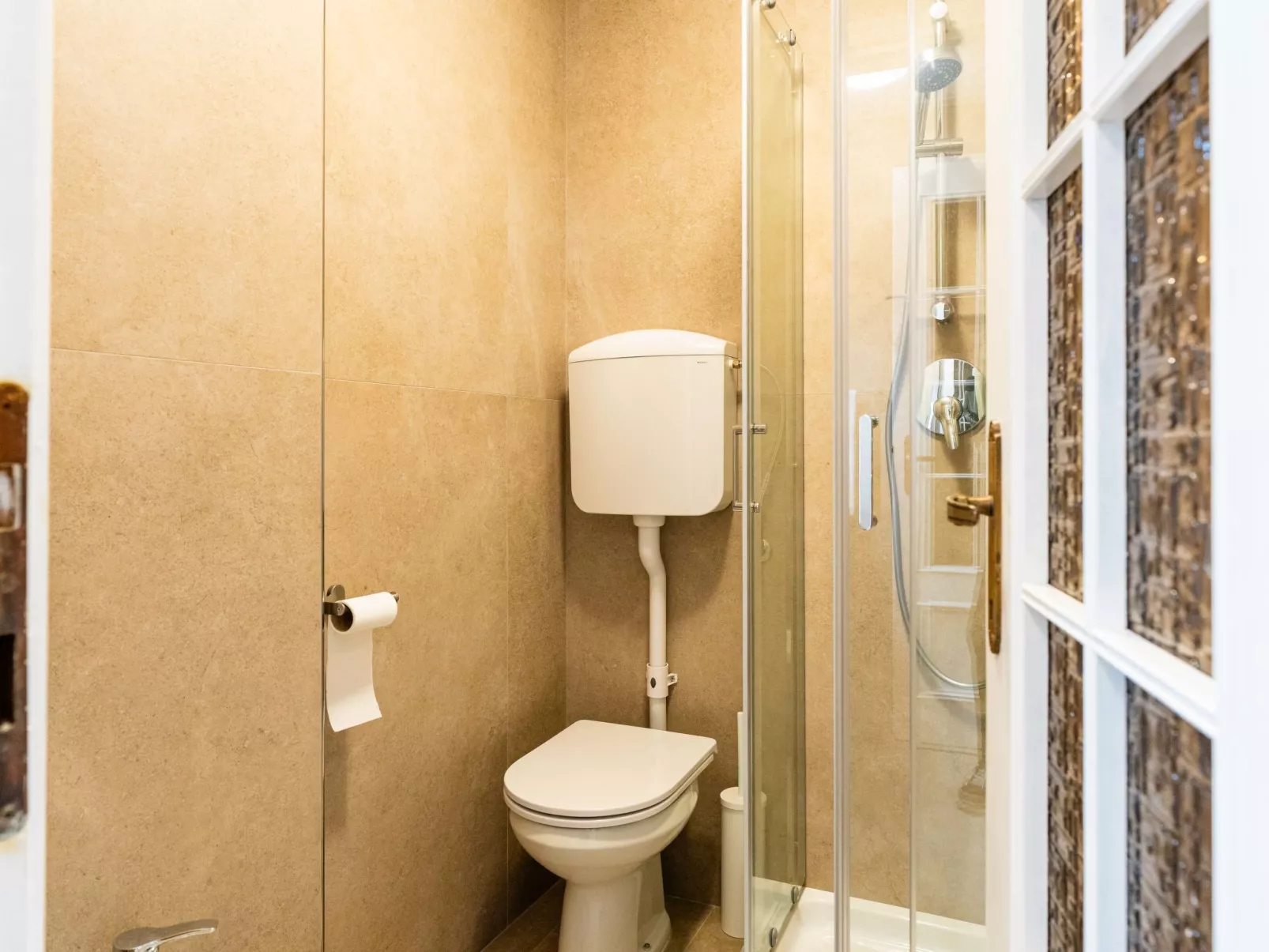 Beautiful Seaview-Inside