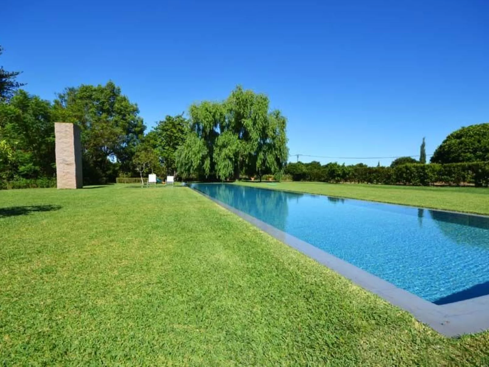 MADROÑAL. M08GC-Outside