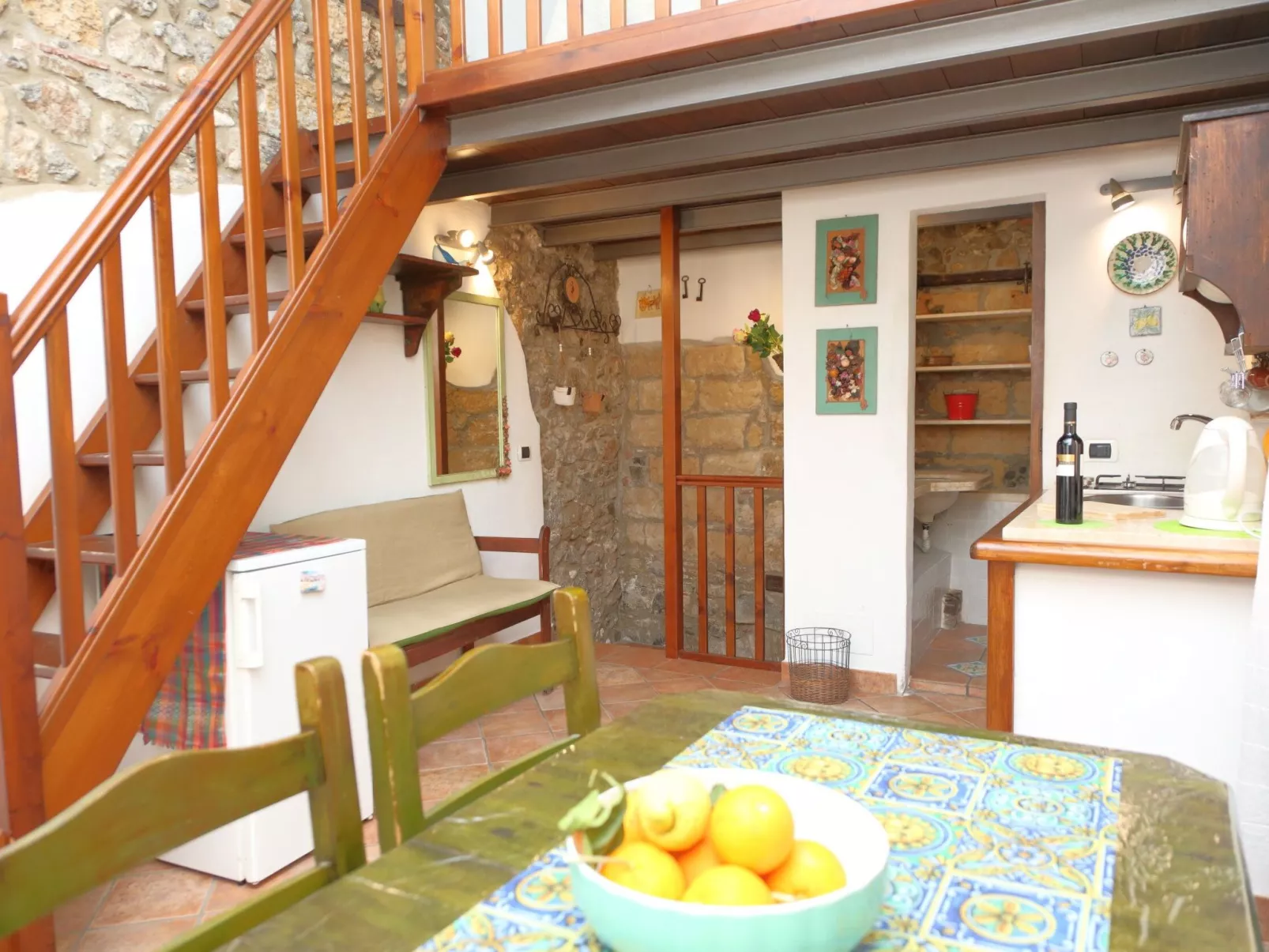 Casa Saraceni-Inside