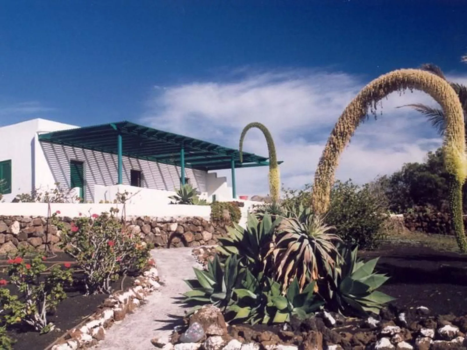 Finca mit Pool und herrlichem Meerblick