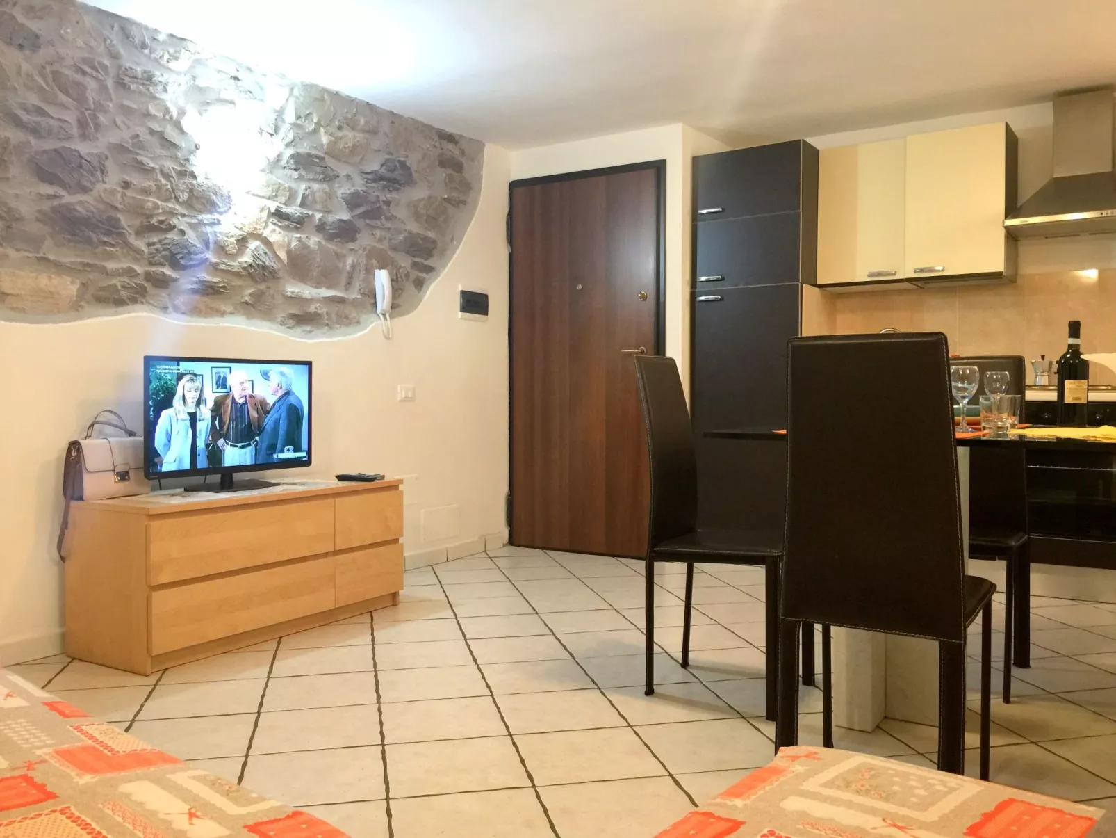 Große Ferienwohnung in Piombino-Drinnen