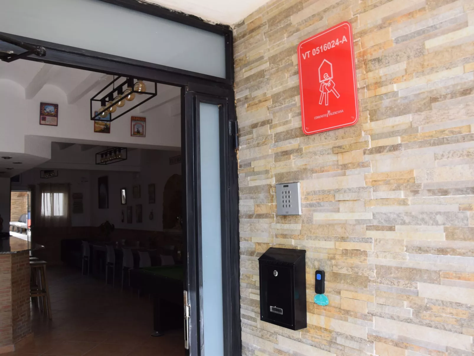 Chalet "Casa El chorro" mit eigener Bar und Grill