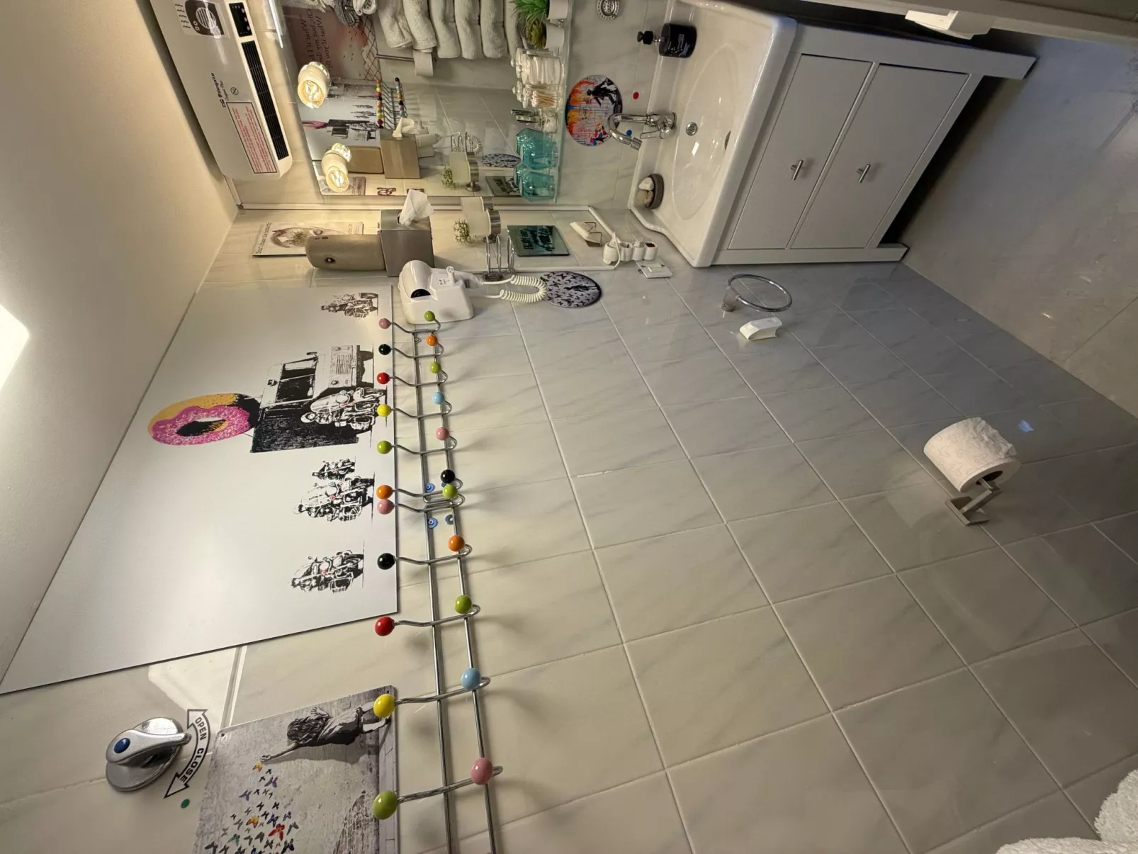 Mit Pool, umgeben von Natur-Inside