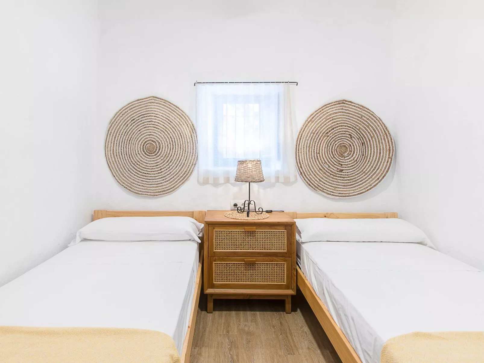 Casa Llevant 4 pax-Dedans