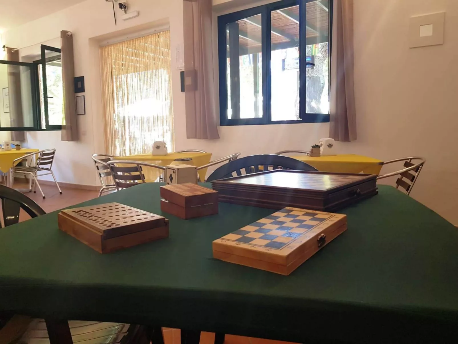 "App. max 6 Pax"-Image-tags.info