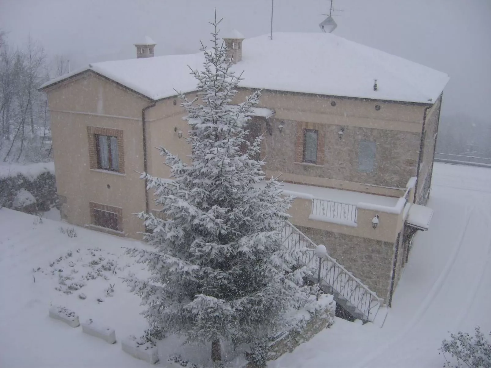 Wohnung in San Rocco mit Privatparkplatz-Dehors