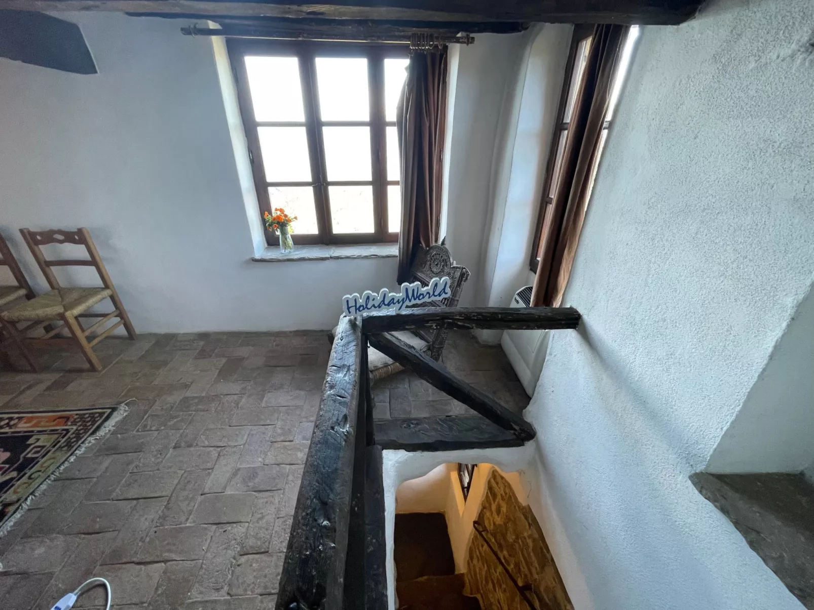 Mountains' View by Holiday World-Inside