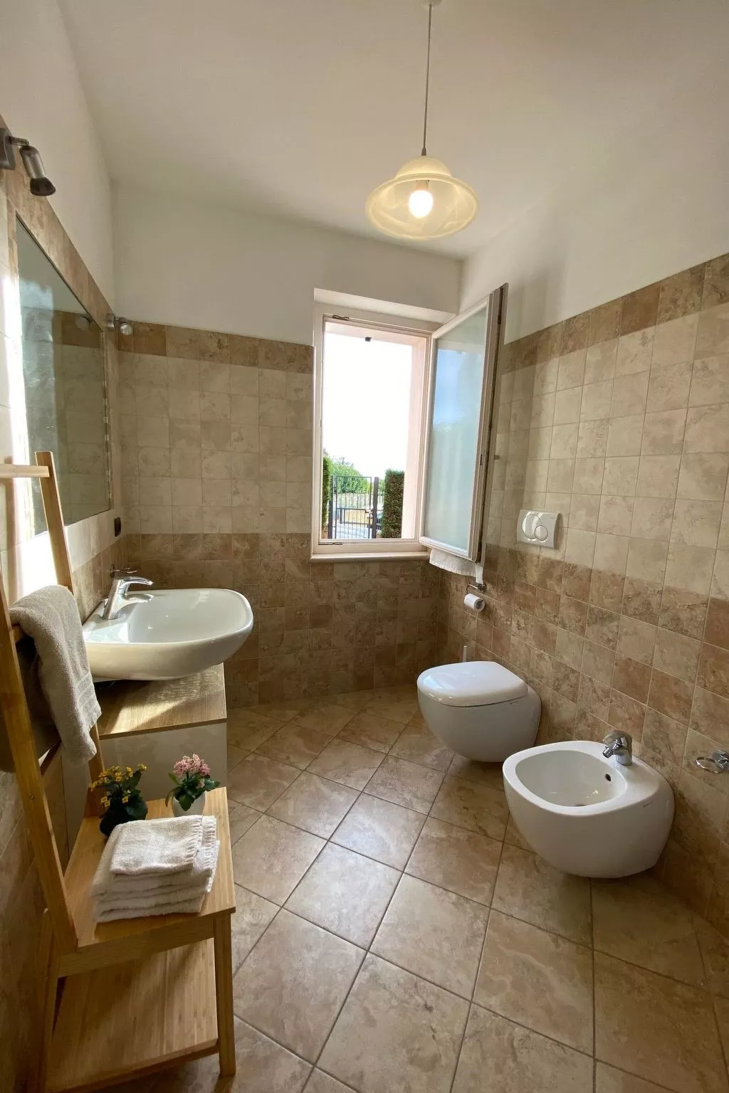 Ferienvilla mit Wasserblick-Dedans