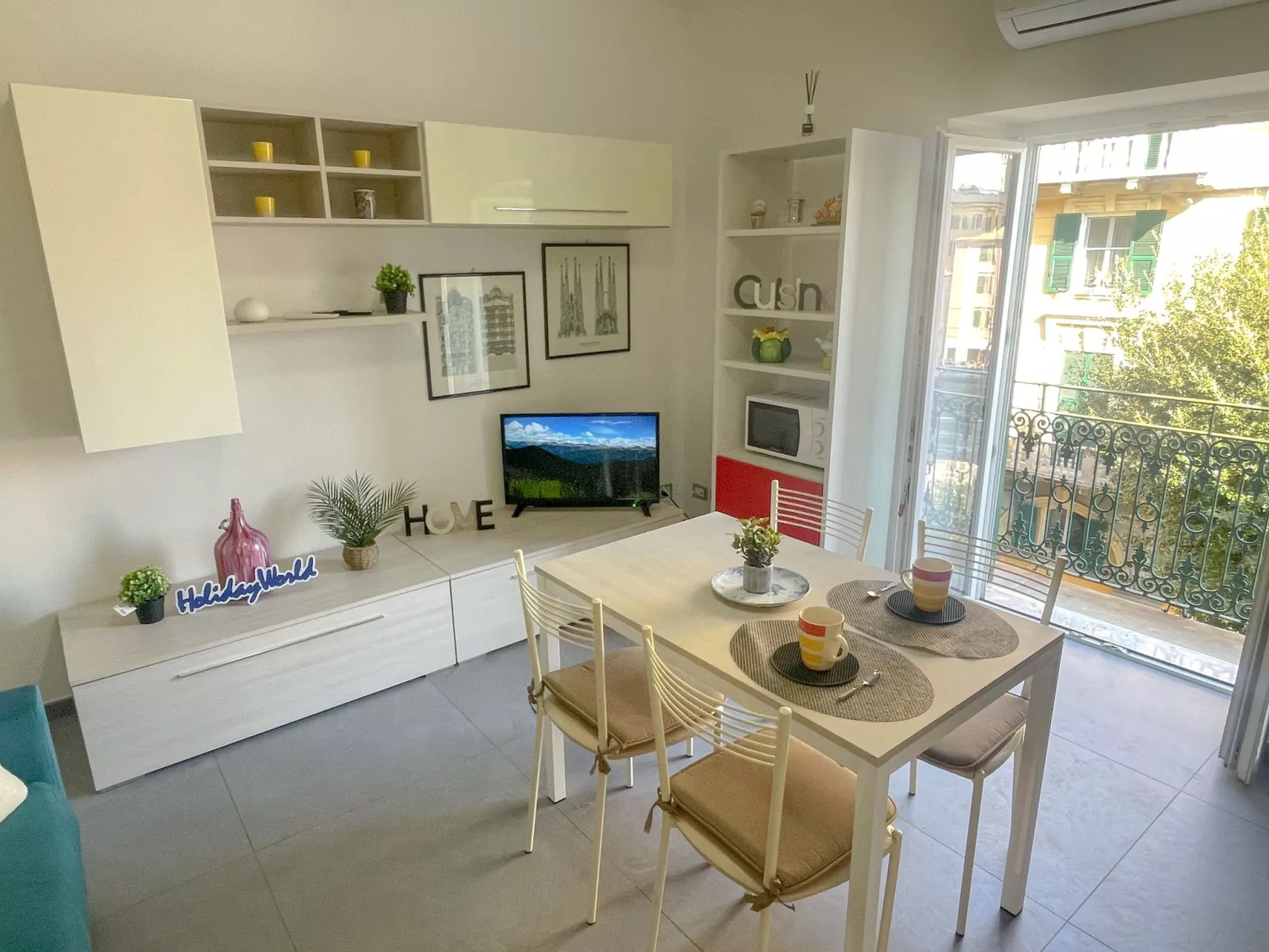 La Casa della Piazza von Holiday World-Drinnen