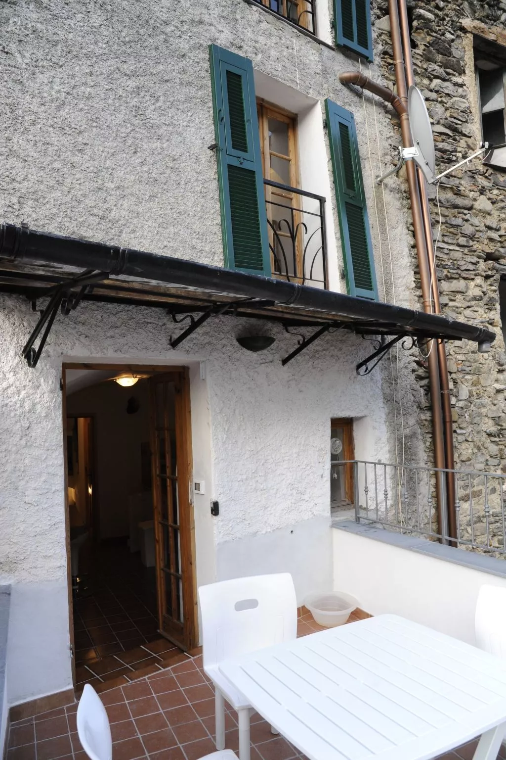 Panoramawohnung mit Balkon und Terrasse