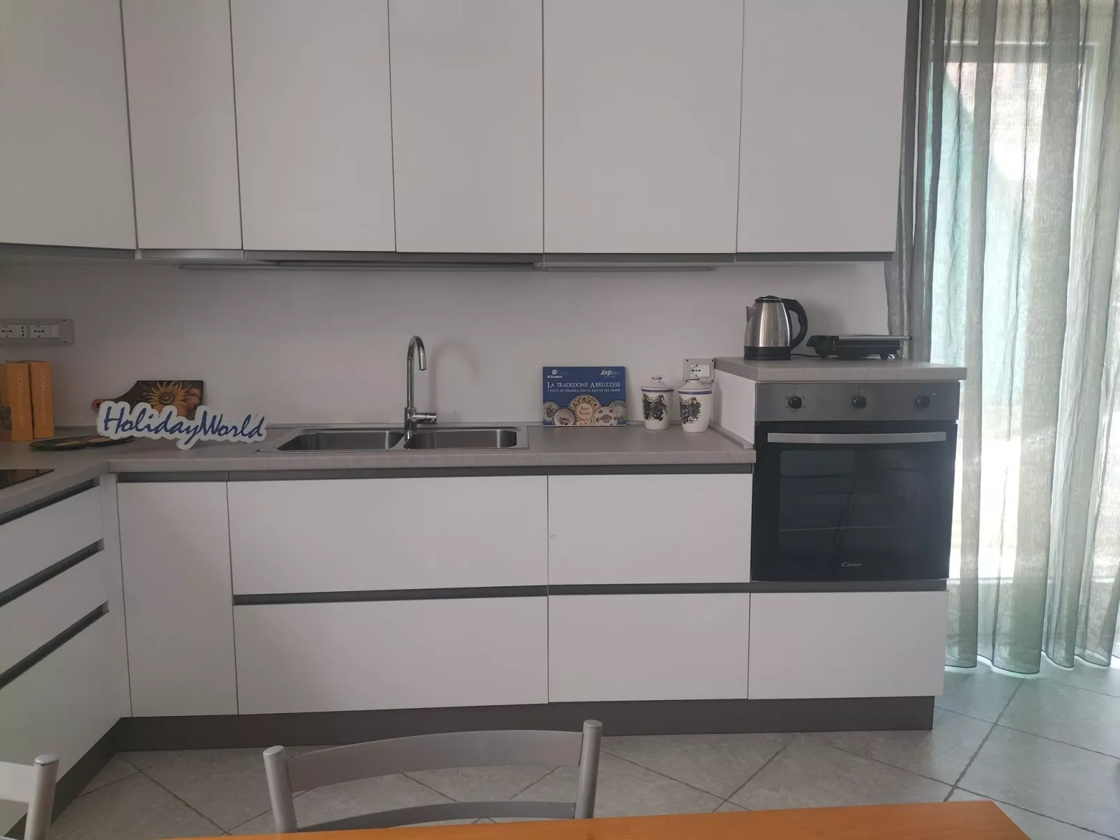 Villa Presentosa D'Abruzzo bei Holiday World-Inside