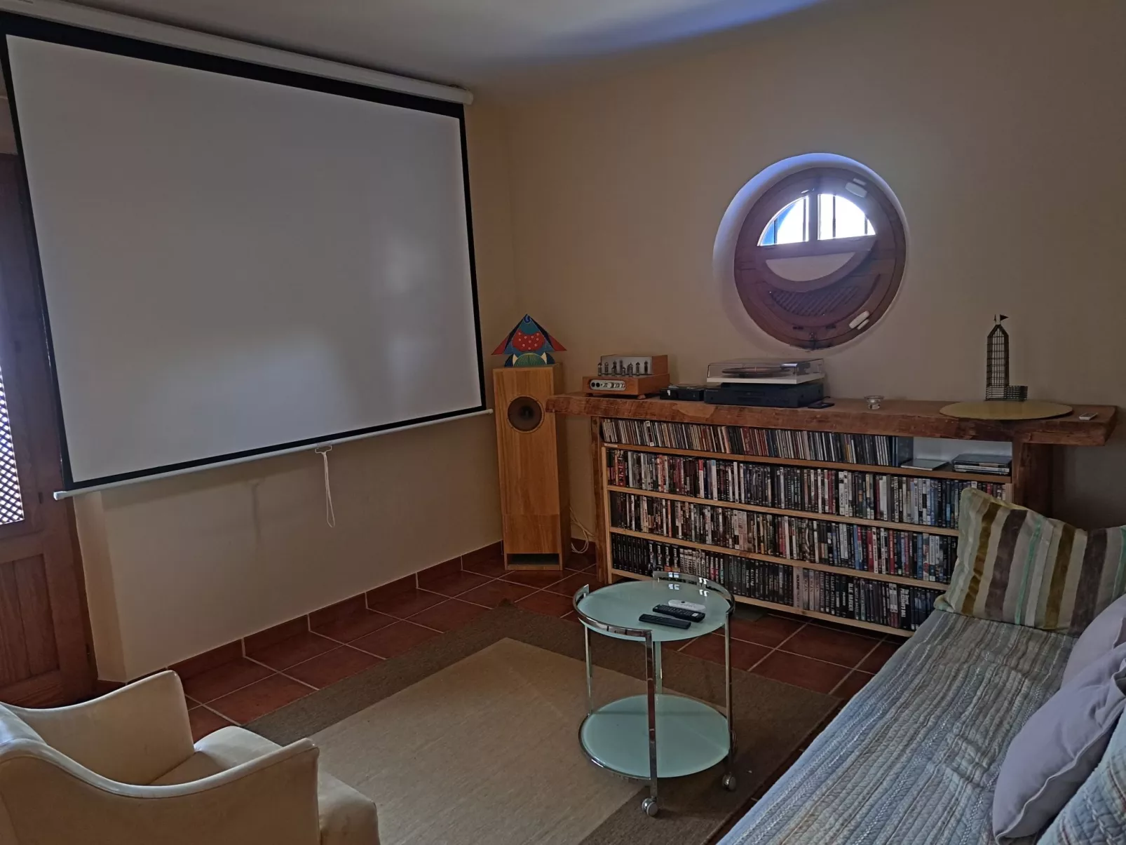 Schöne Villa für 6 Personen mit Schwimmbad-Inside