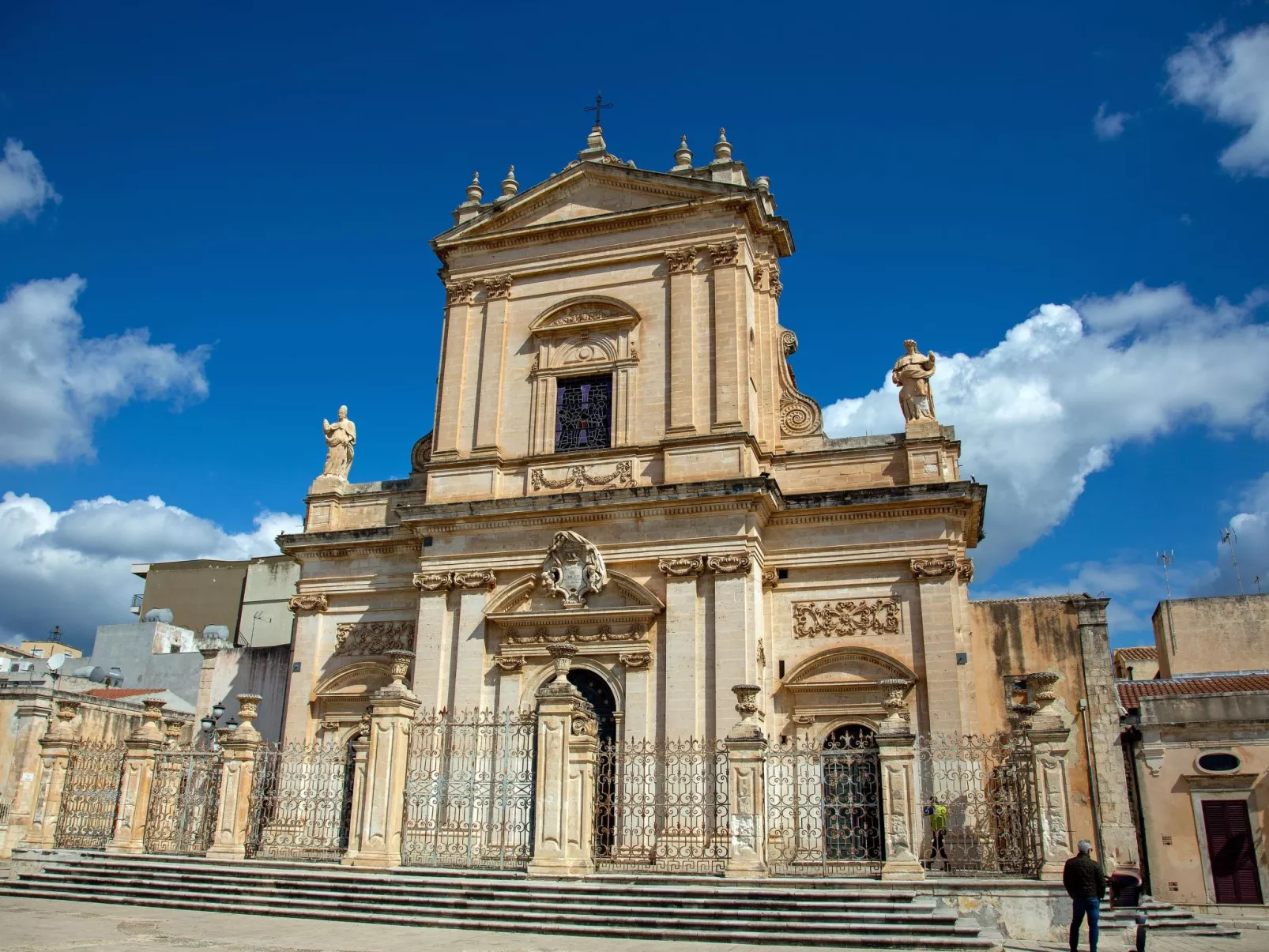 Edoné, Wohnung mit Blick auf einen Sandstrand-Environnement