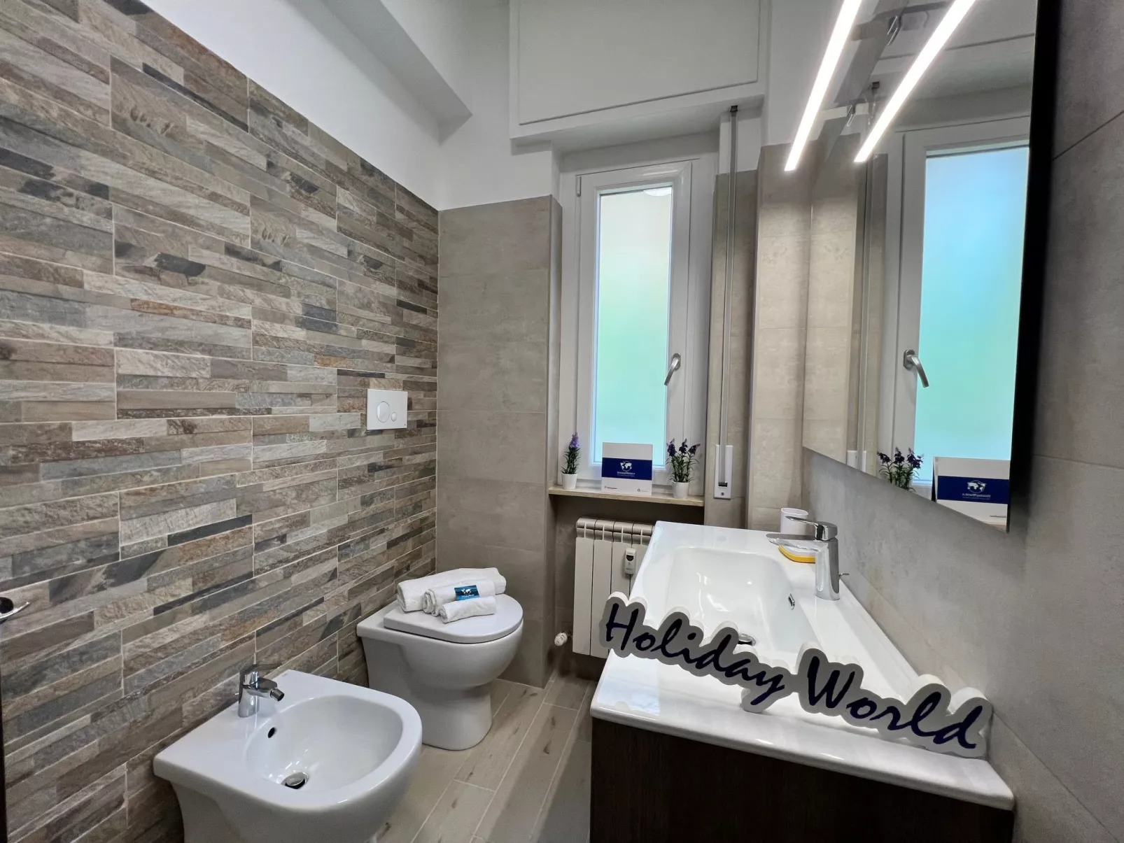 Für 4 Personen ca. 40 m&sup2; in Pietra Ligure, Norditalien (Ligurien)-Drinnen